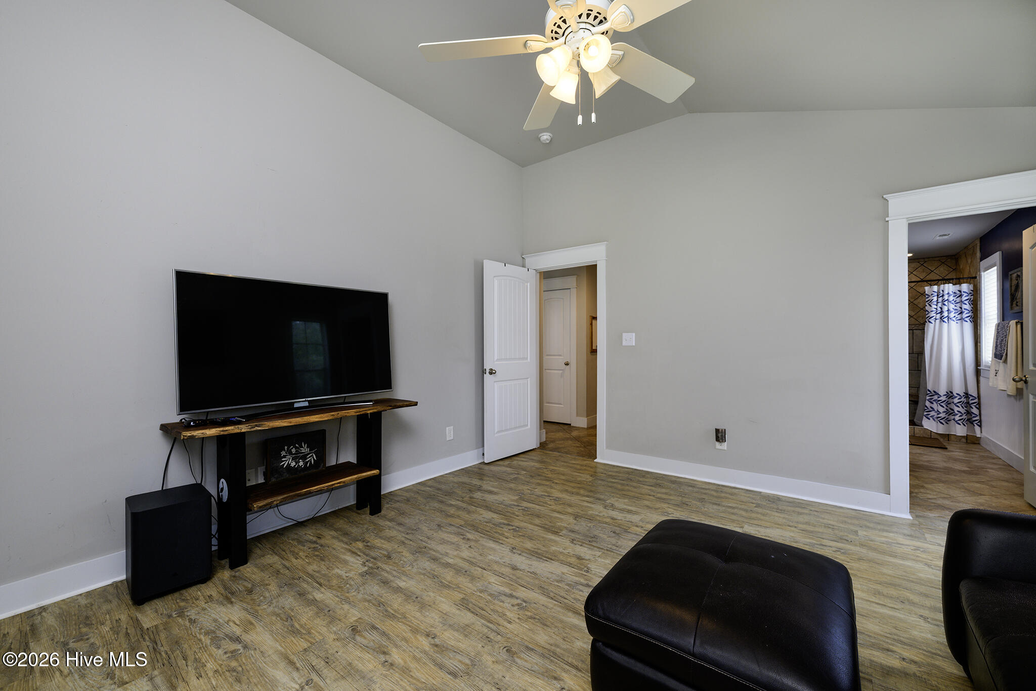 308 Wild Swan Lane Property Photo 25