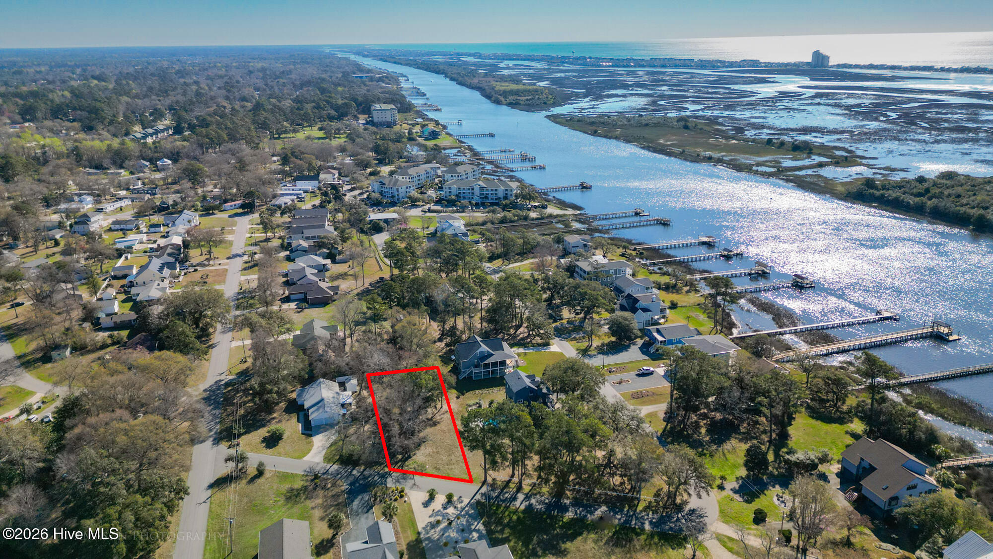 700 2 Waterway Drive Property Photo 1