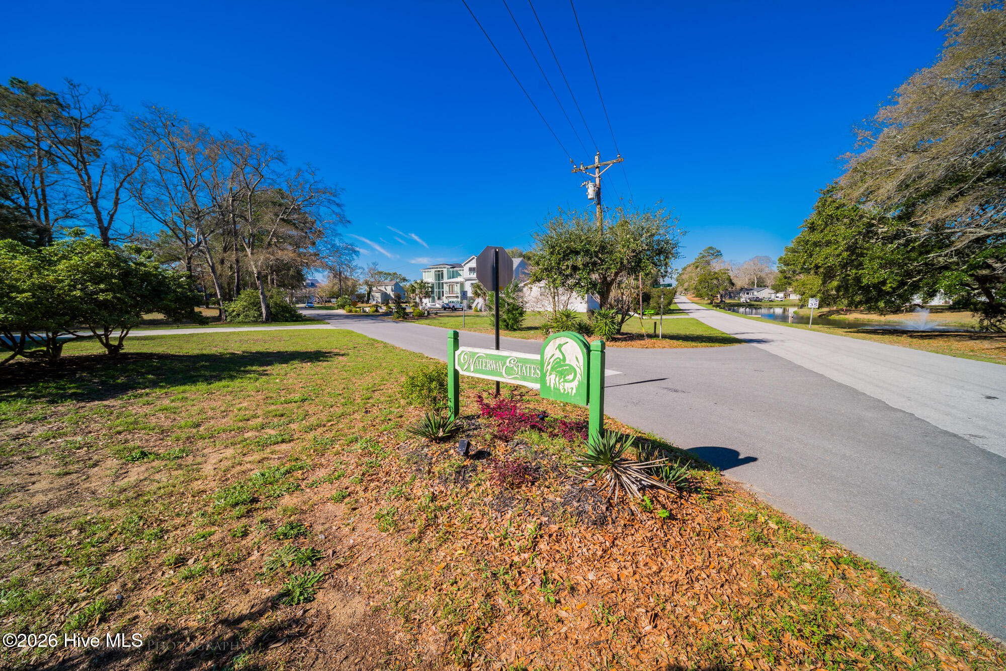 700 2 Waterway Drive Property Photo 8
