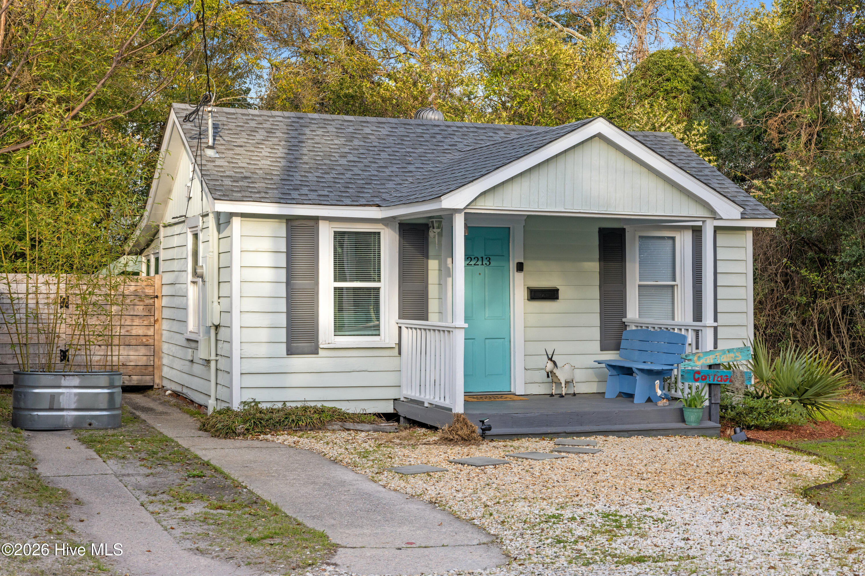 2213 Washington Street Property Photo 4