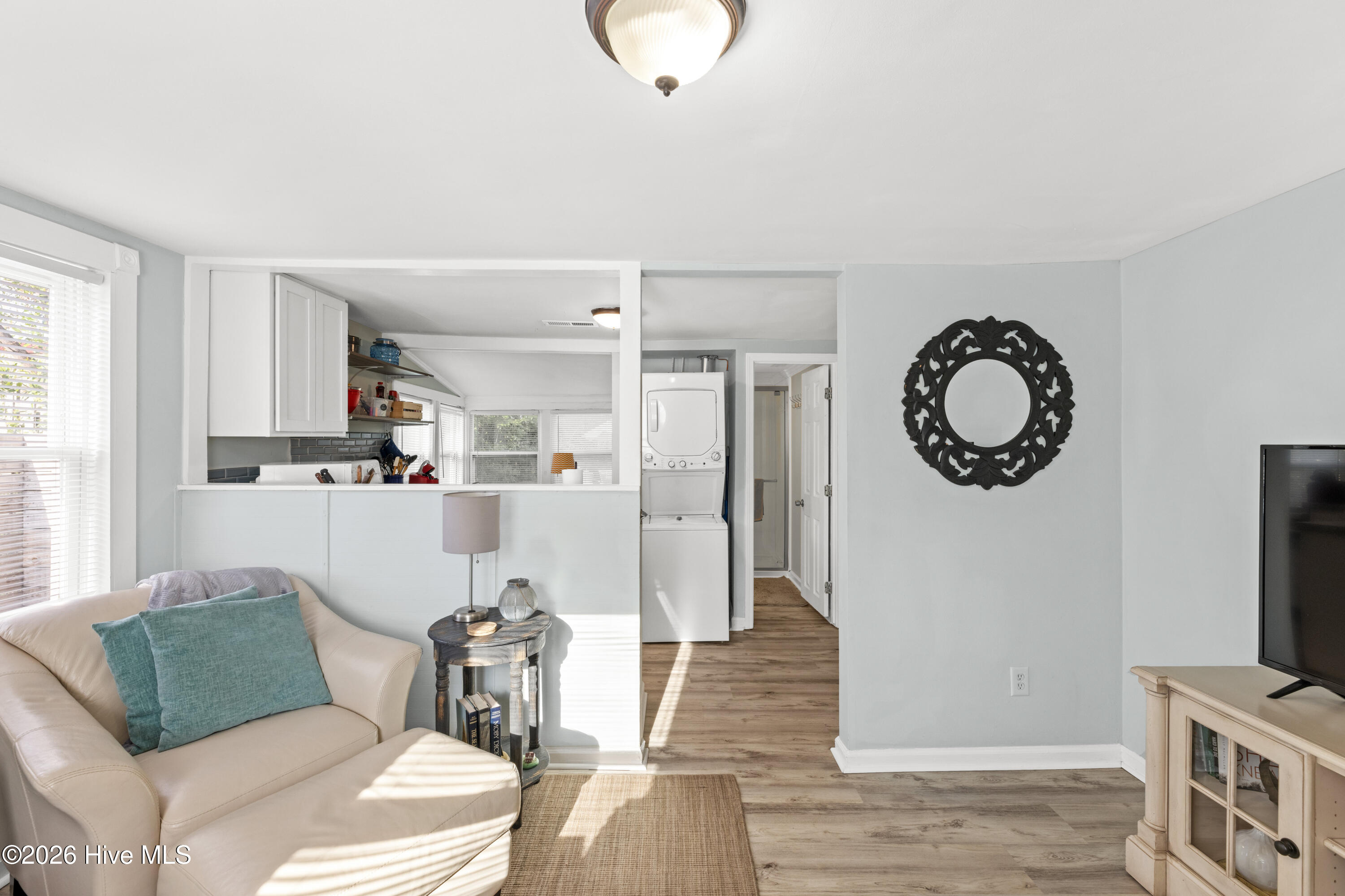 2213 Washington Street Property Photo 6