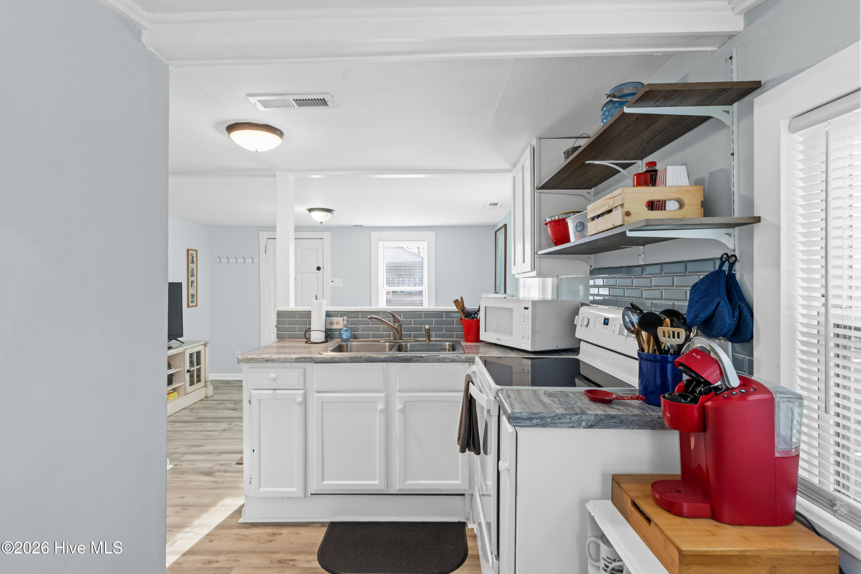 2213 Washington Street Property Photo 12