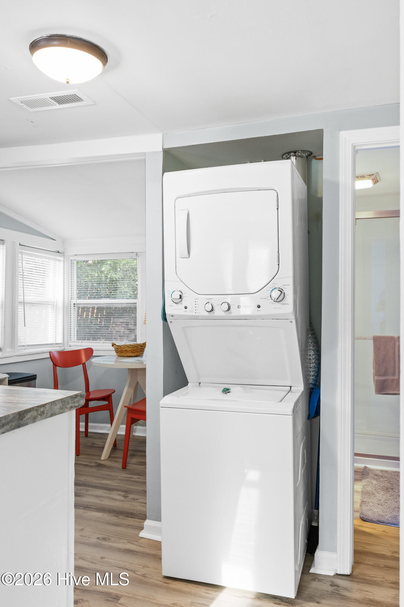 2213 Washington Street Property Photo 14