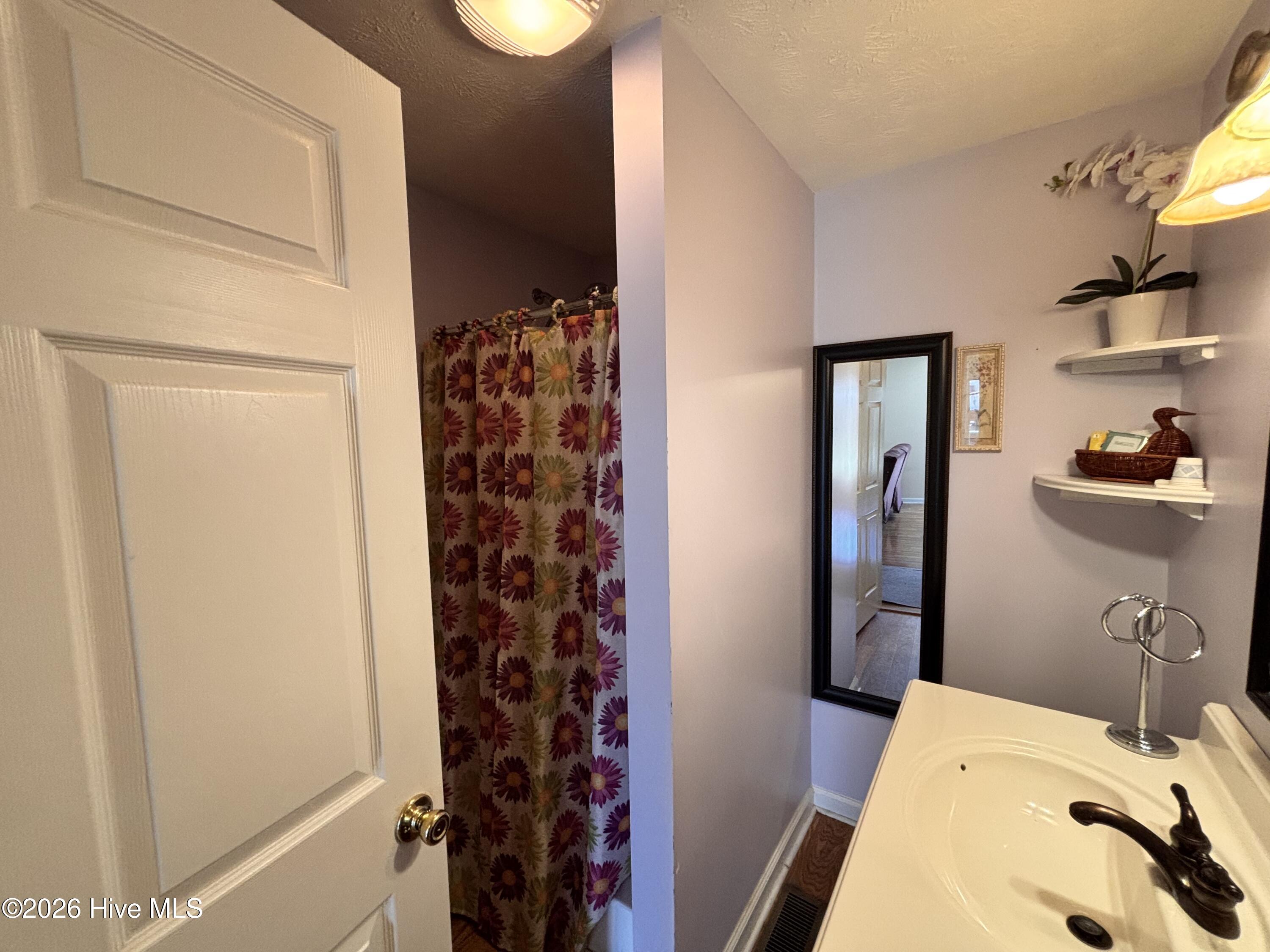 10335 Garland Highway Property Photo 13