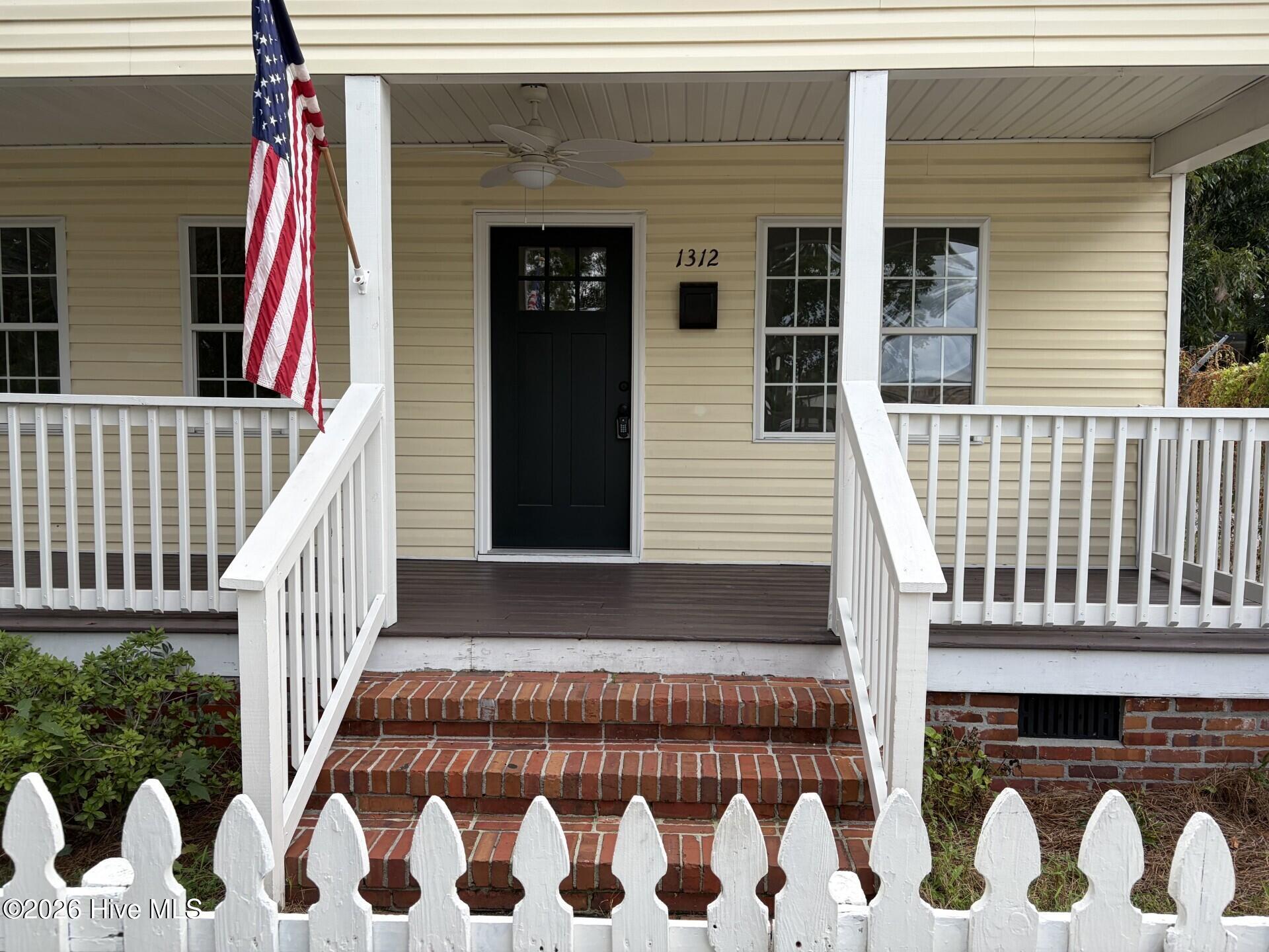 1312 Dock Street Property Photo 1