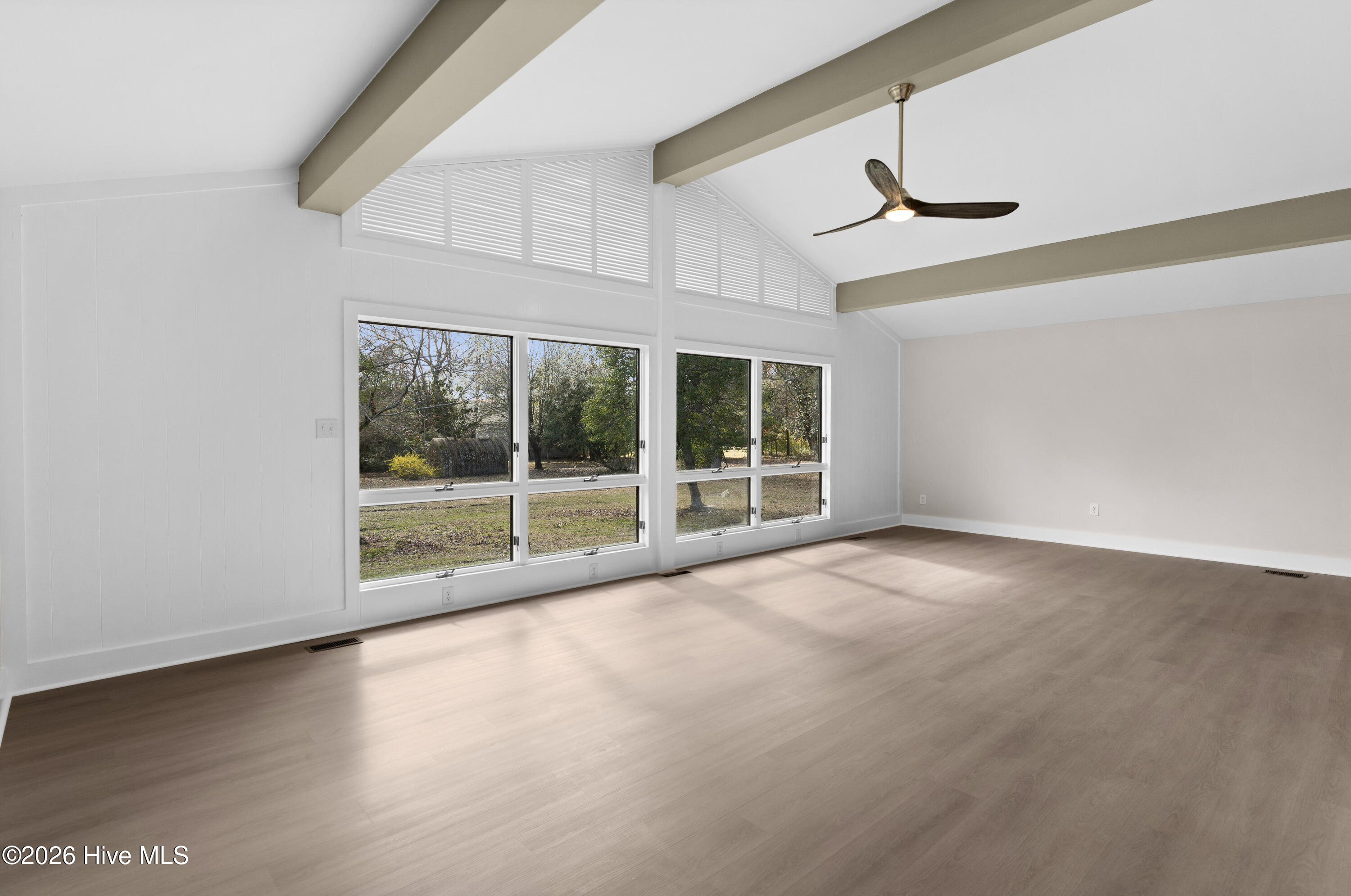 1000 Pine Street Property Photo 13