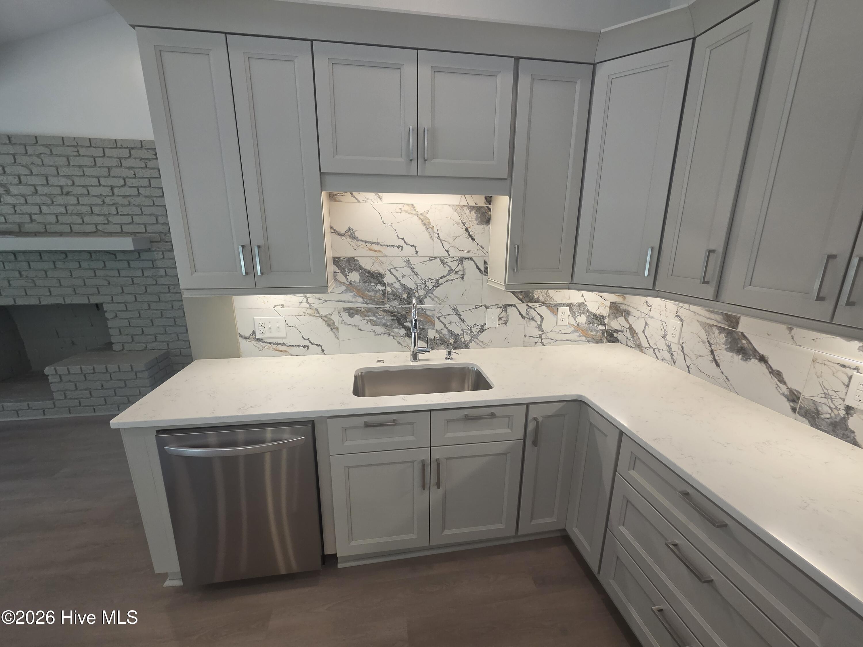 1000 Pine Street Property Photo 22