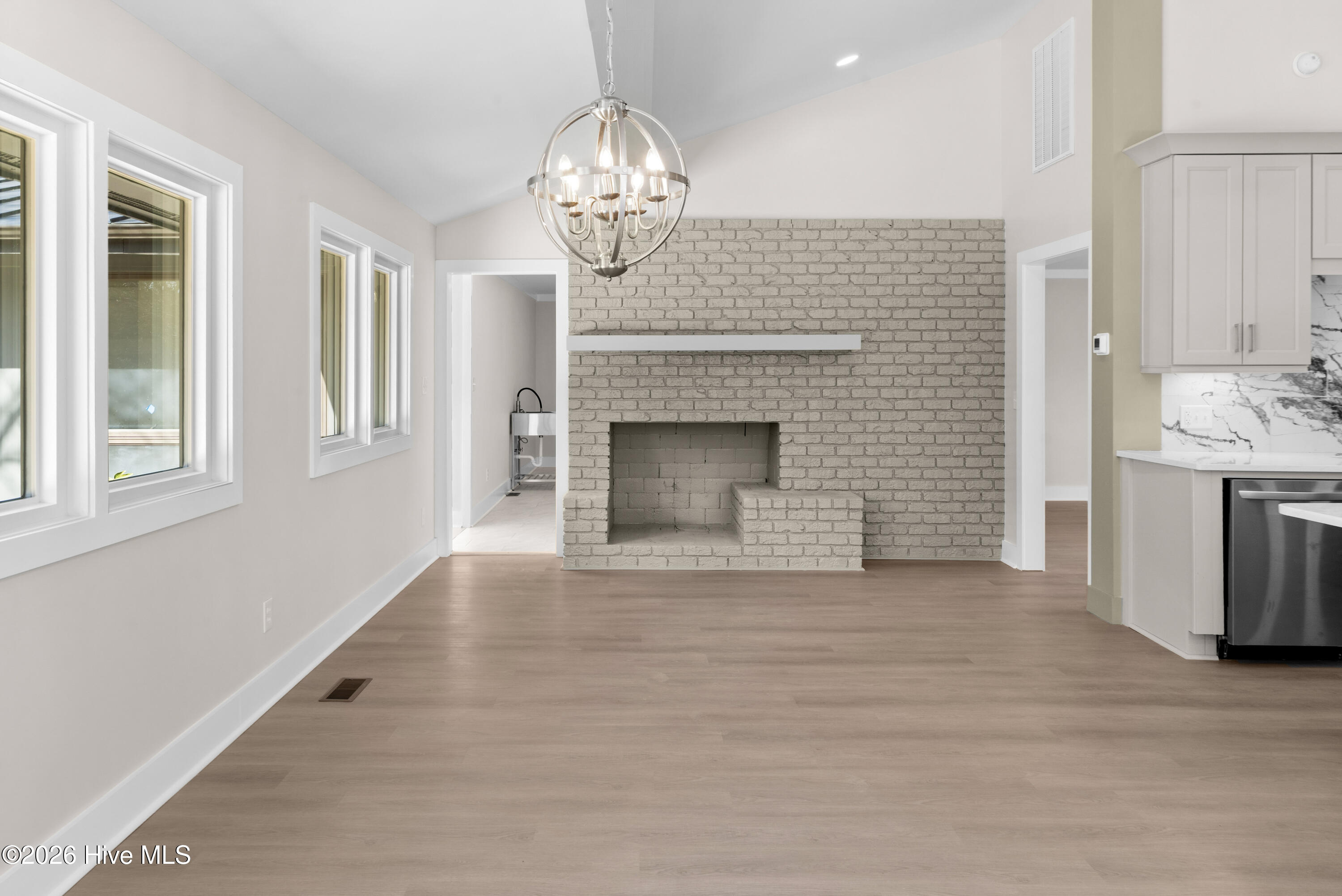 1000 Pine Street Property Photo 29