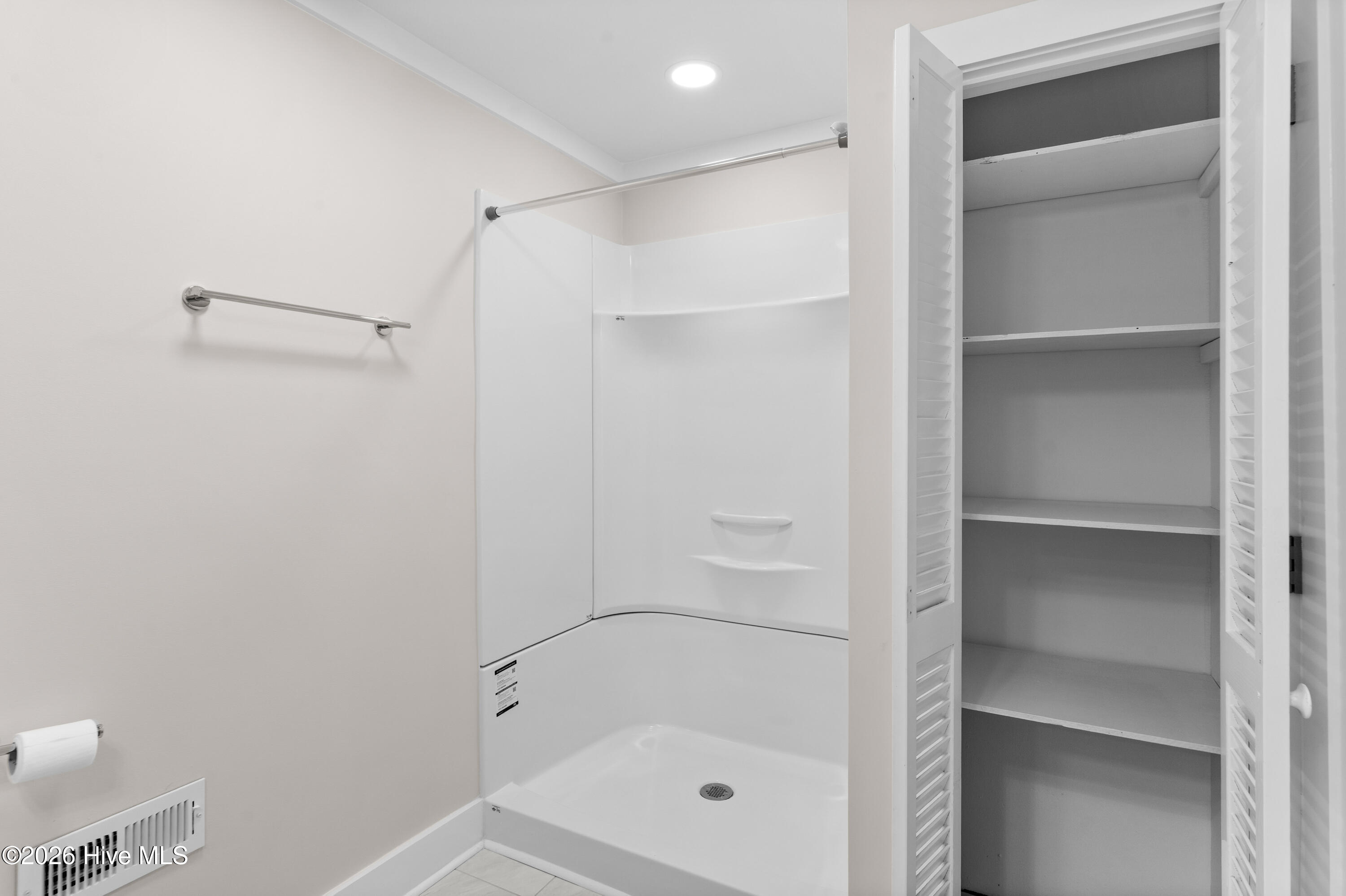 1000 Pine Street Property Photo 33
