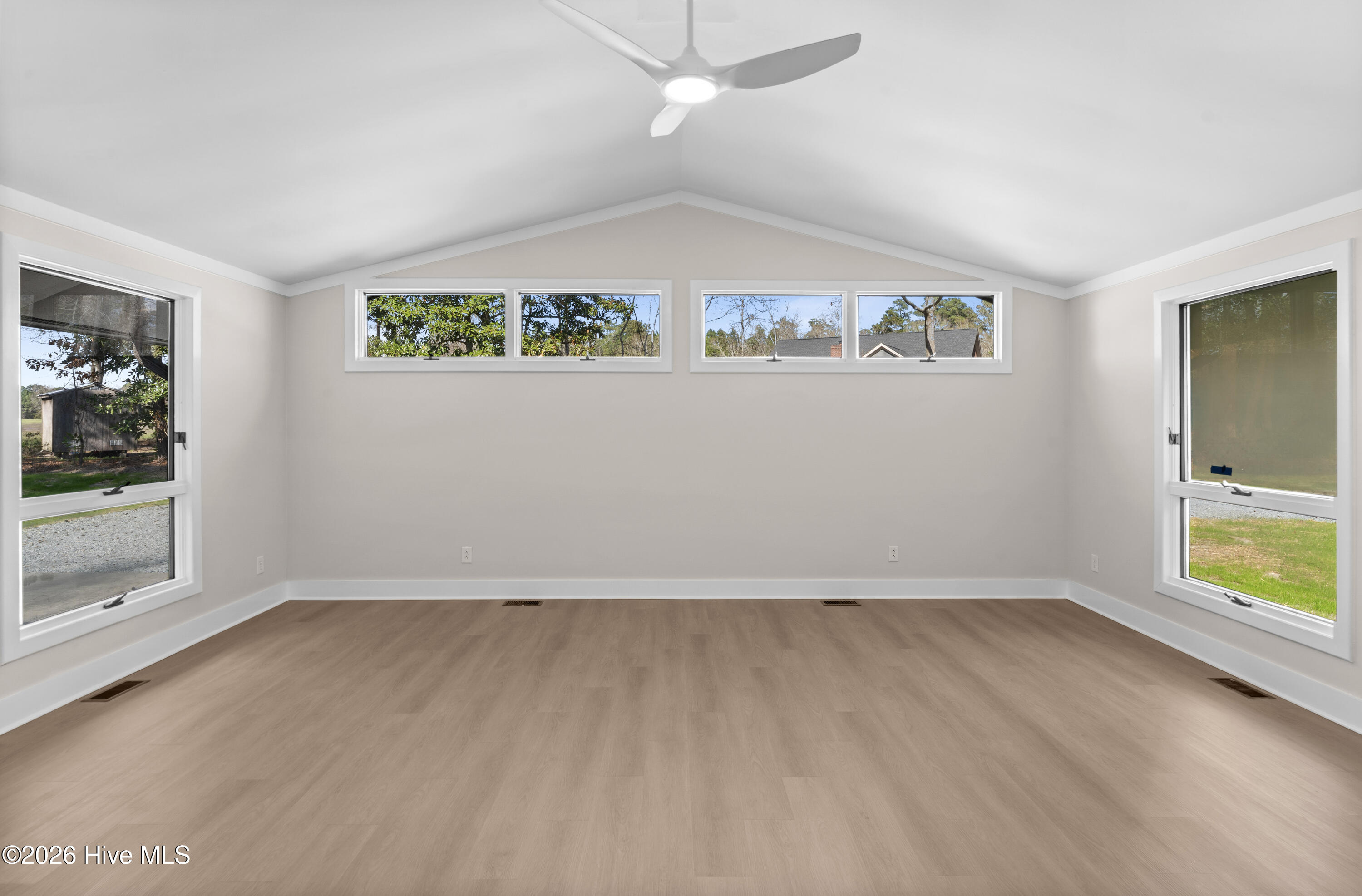 1000 Pine Street Property Photo 41