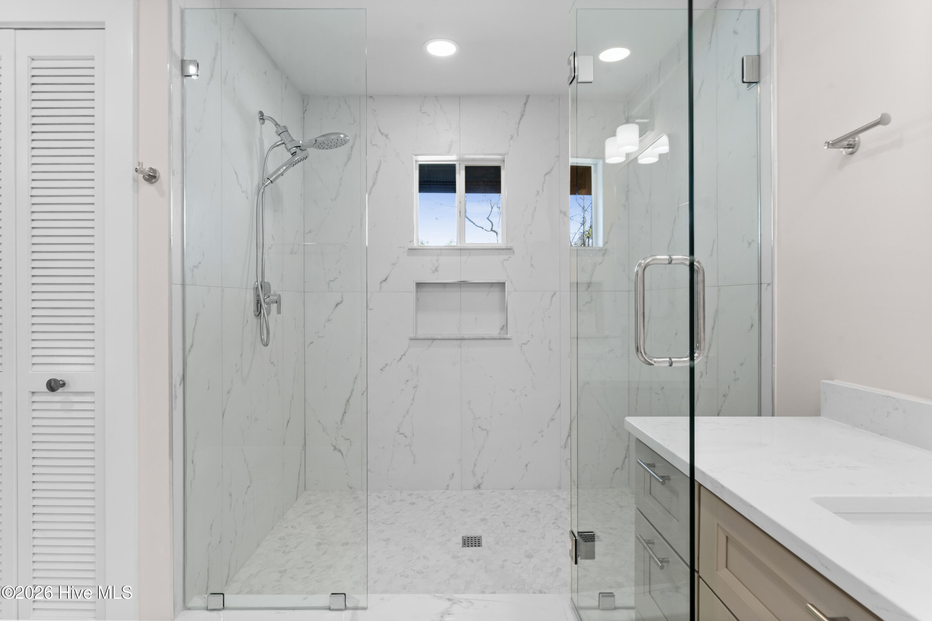 1000 Pine Street Property Photo 47