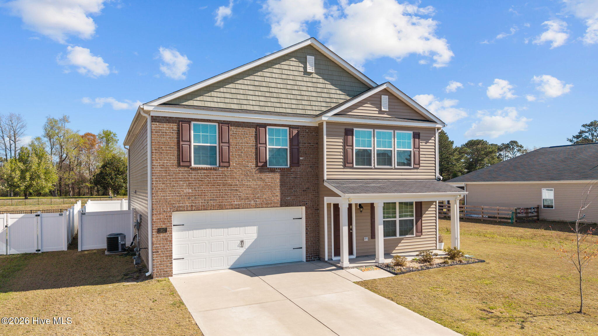 1917 Rolling Meadows Drive Property Photo 1