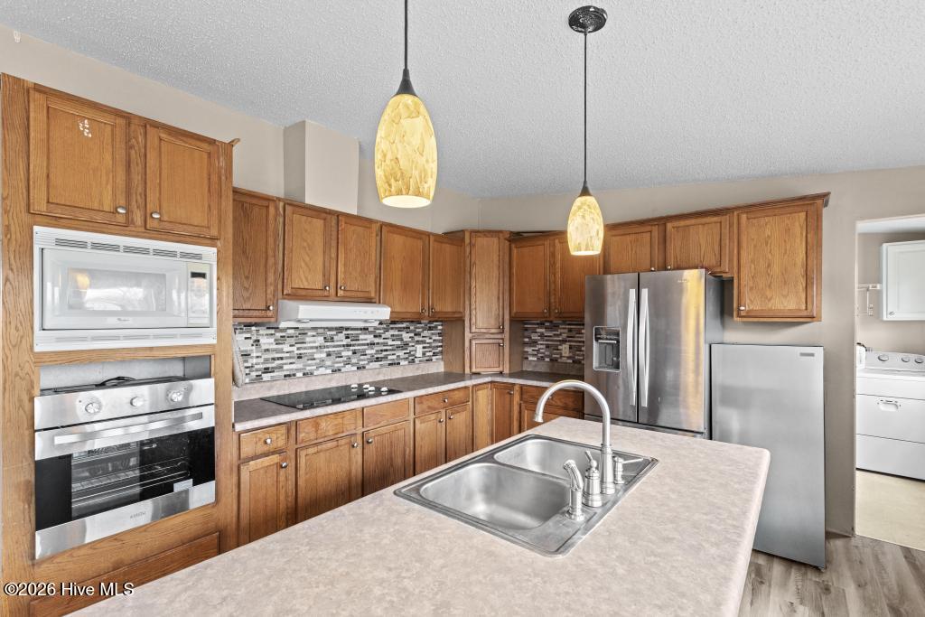 126 Rainmaker Drive Property Photo 10