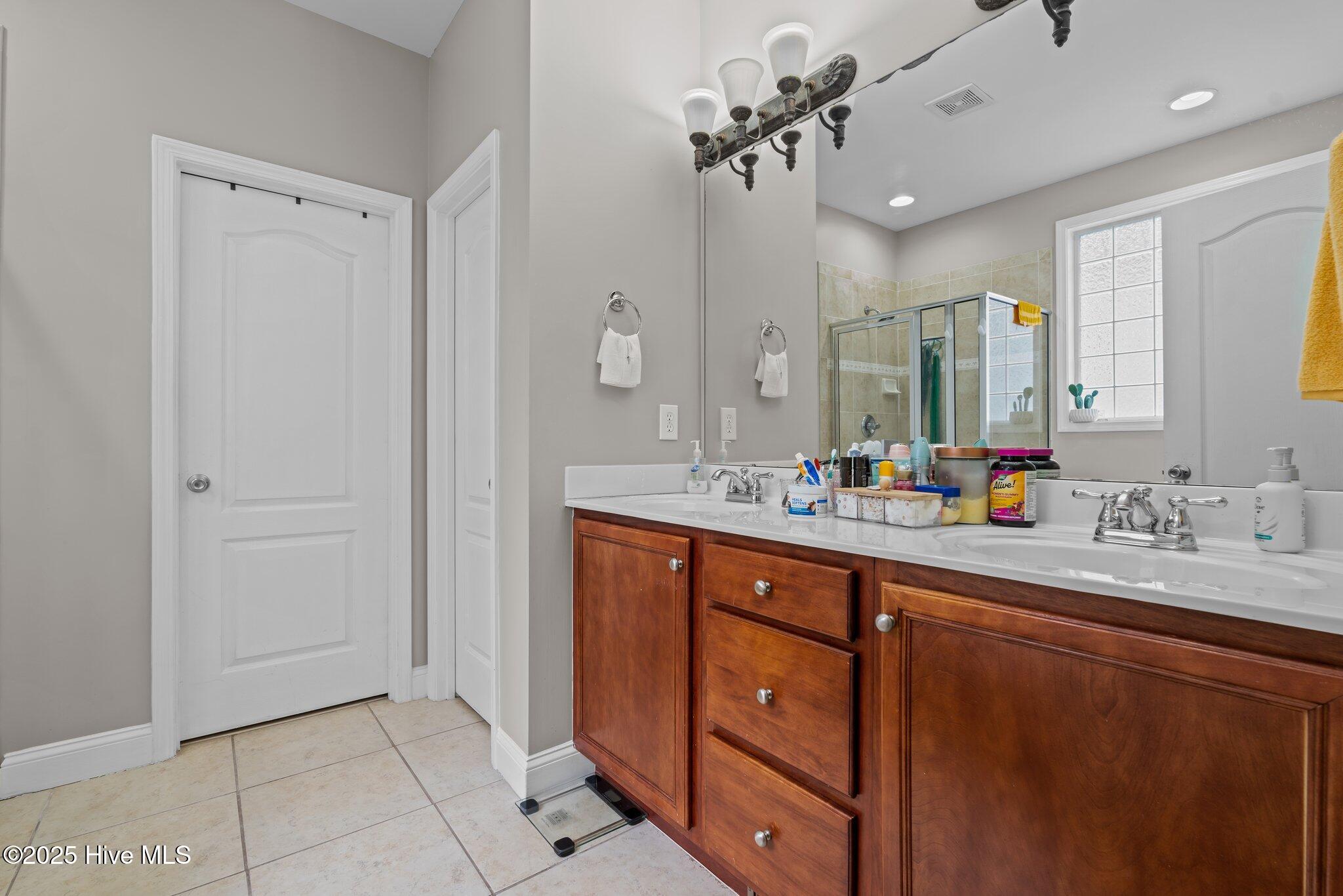 55 London Way Property Photo 9