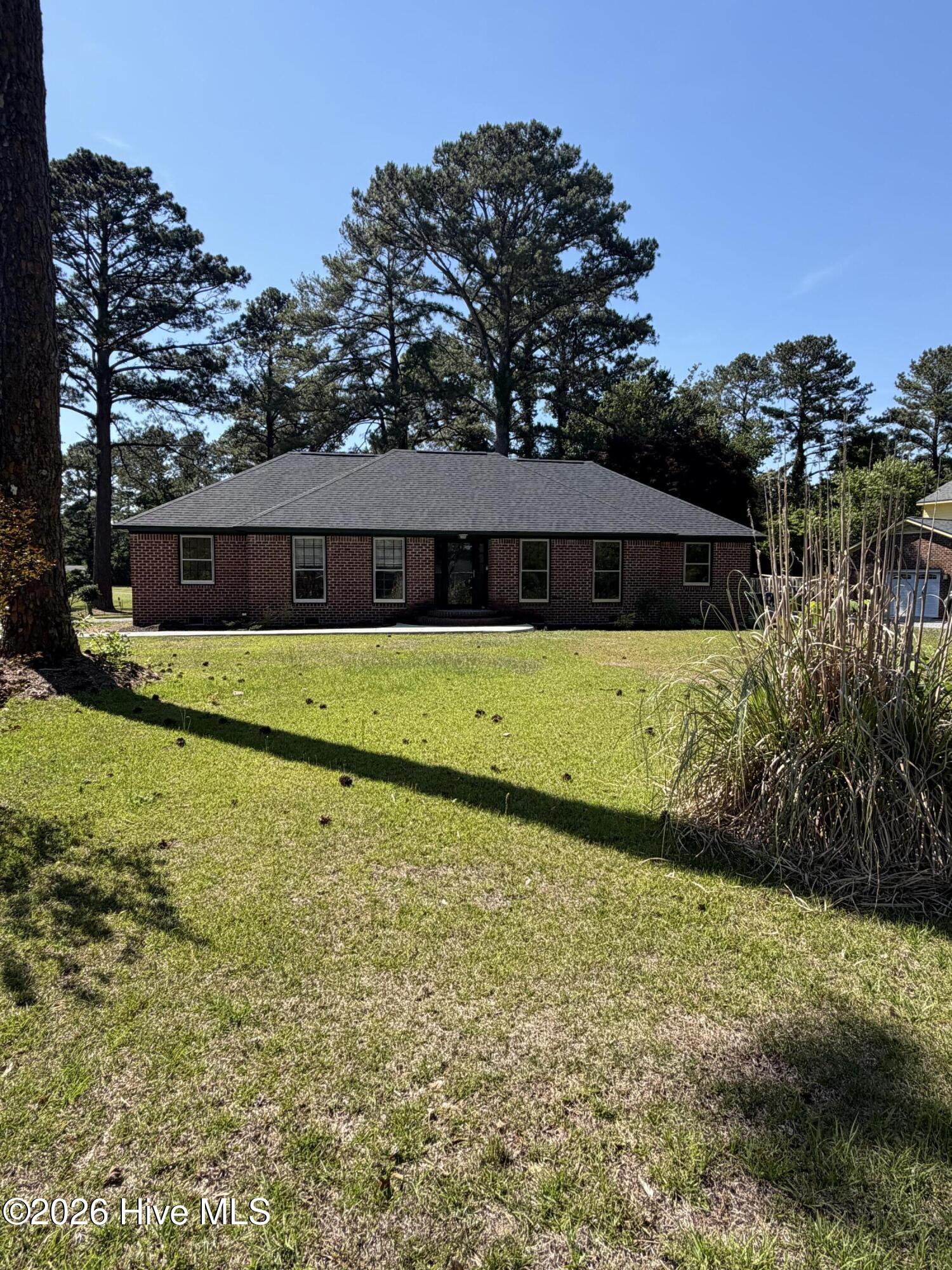 209 Shoreline Drive Property Photo 1