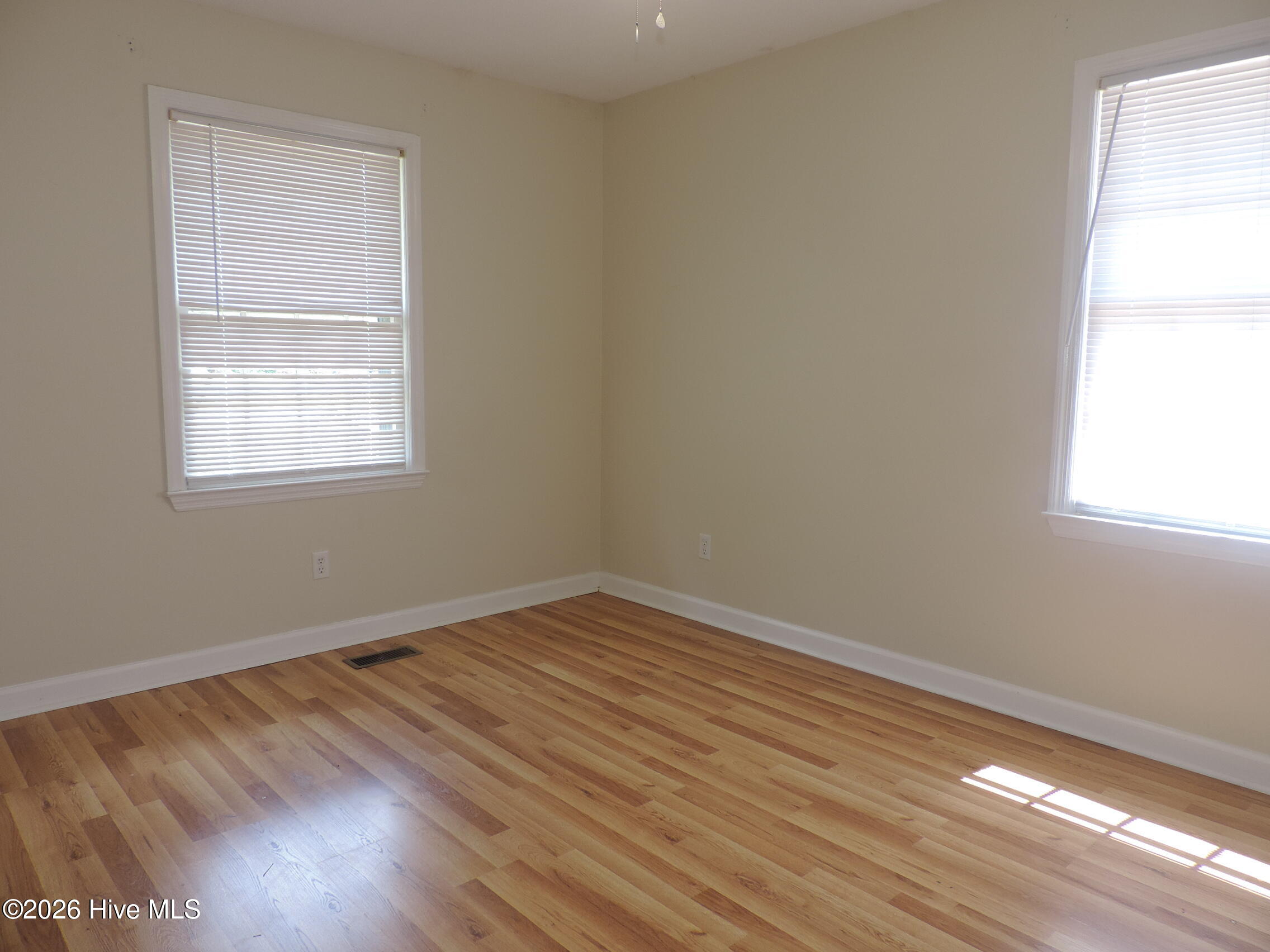 209 Shoreline Drive Property Photo 12