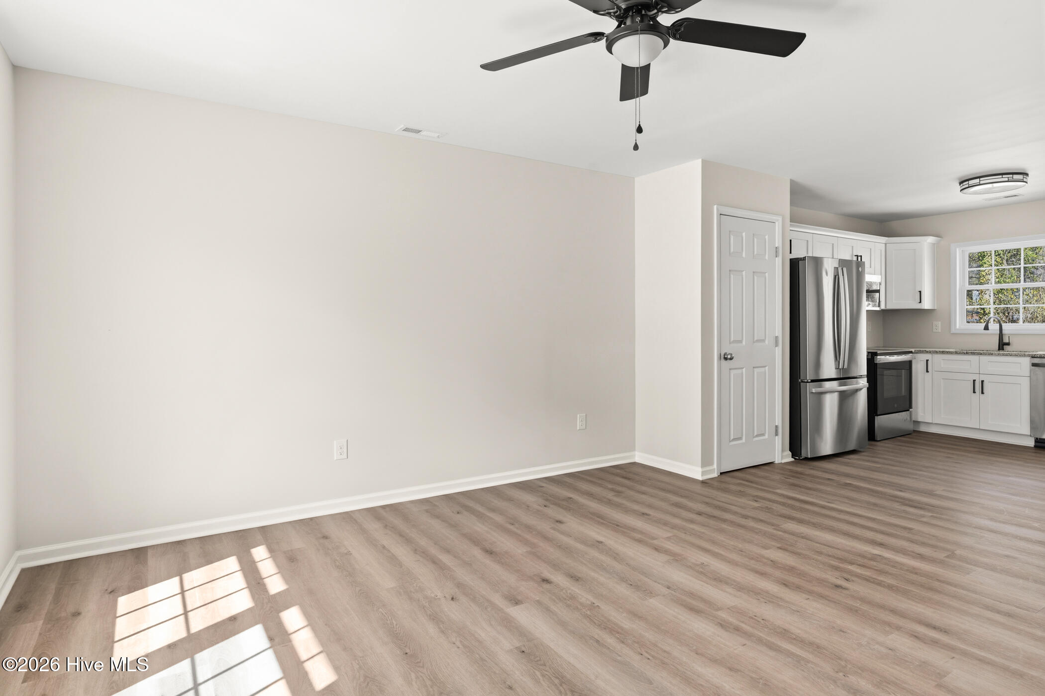 1811 Sunset Belt Property Photo 3