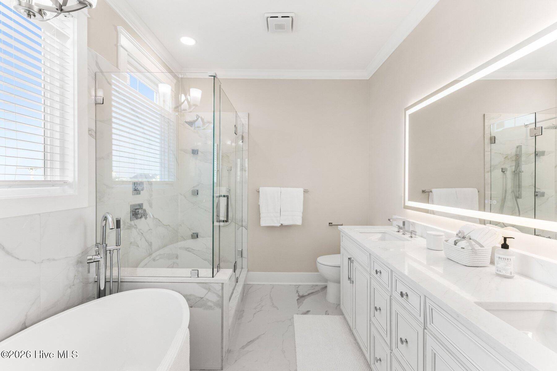 1826 N New River Drive Property Photo 25