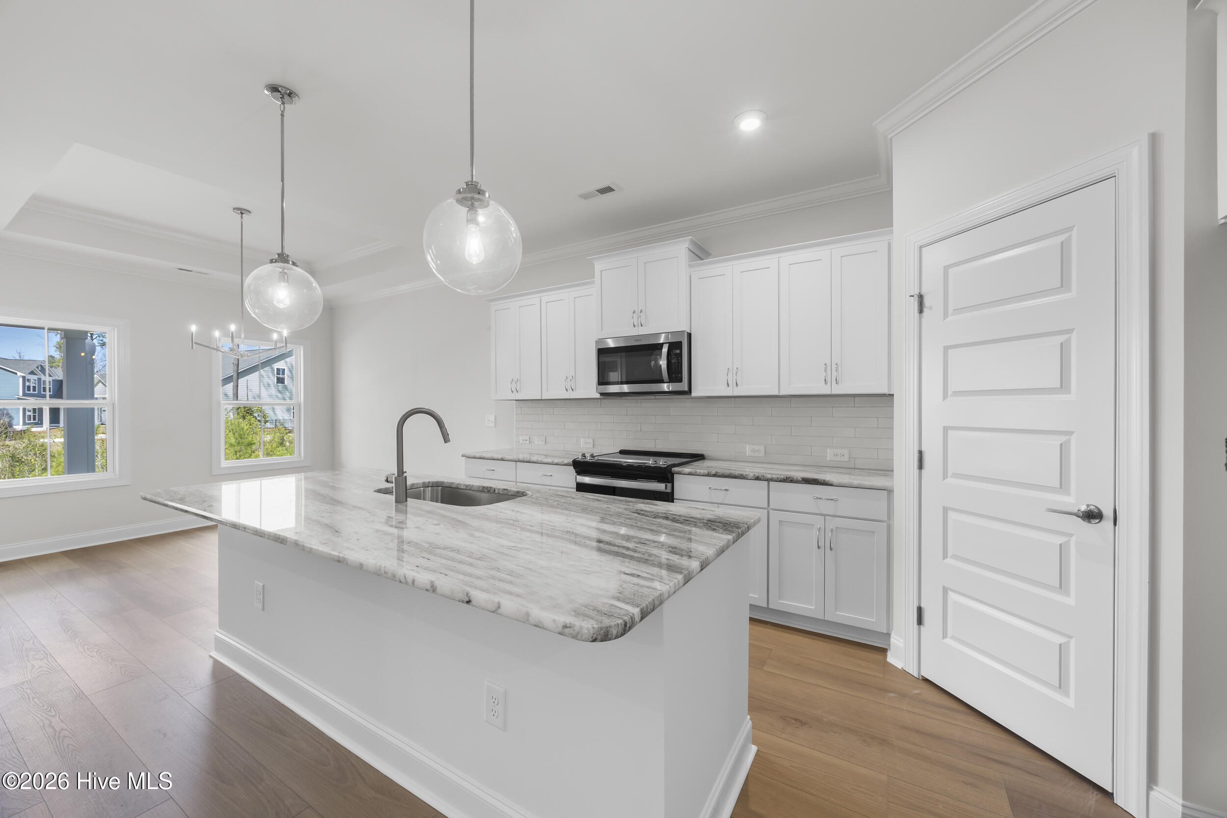 7053 Marsh Shore Point Property Photo 13