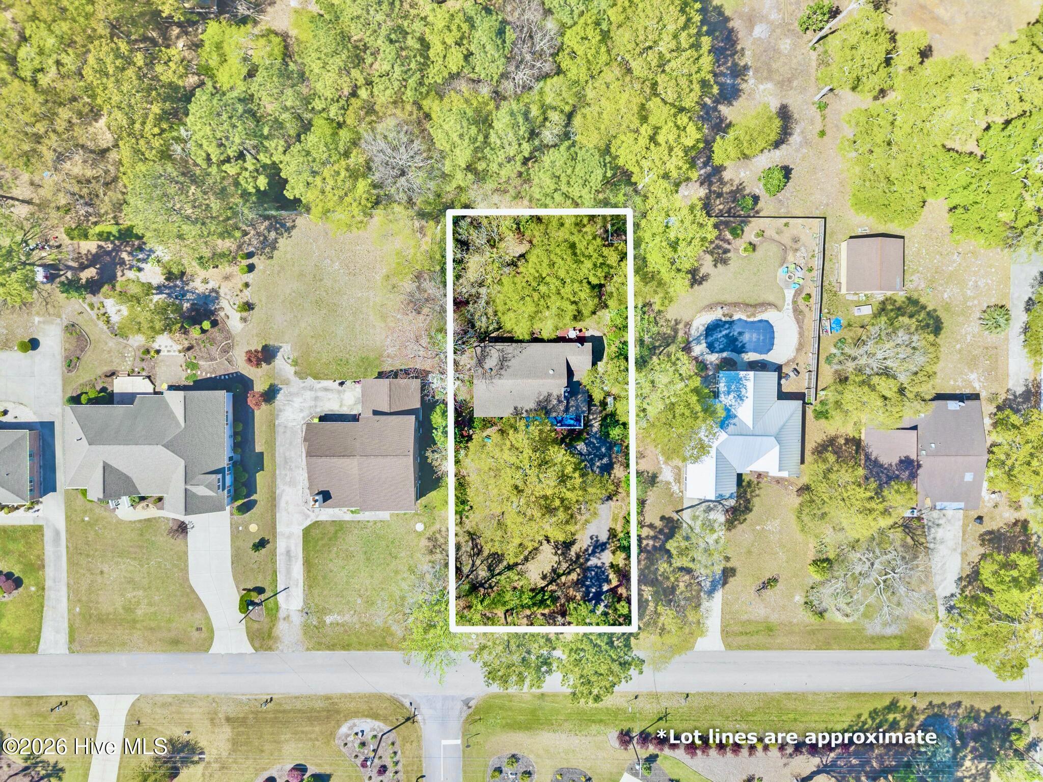 515 Shoreline Drive E Property Photo 35