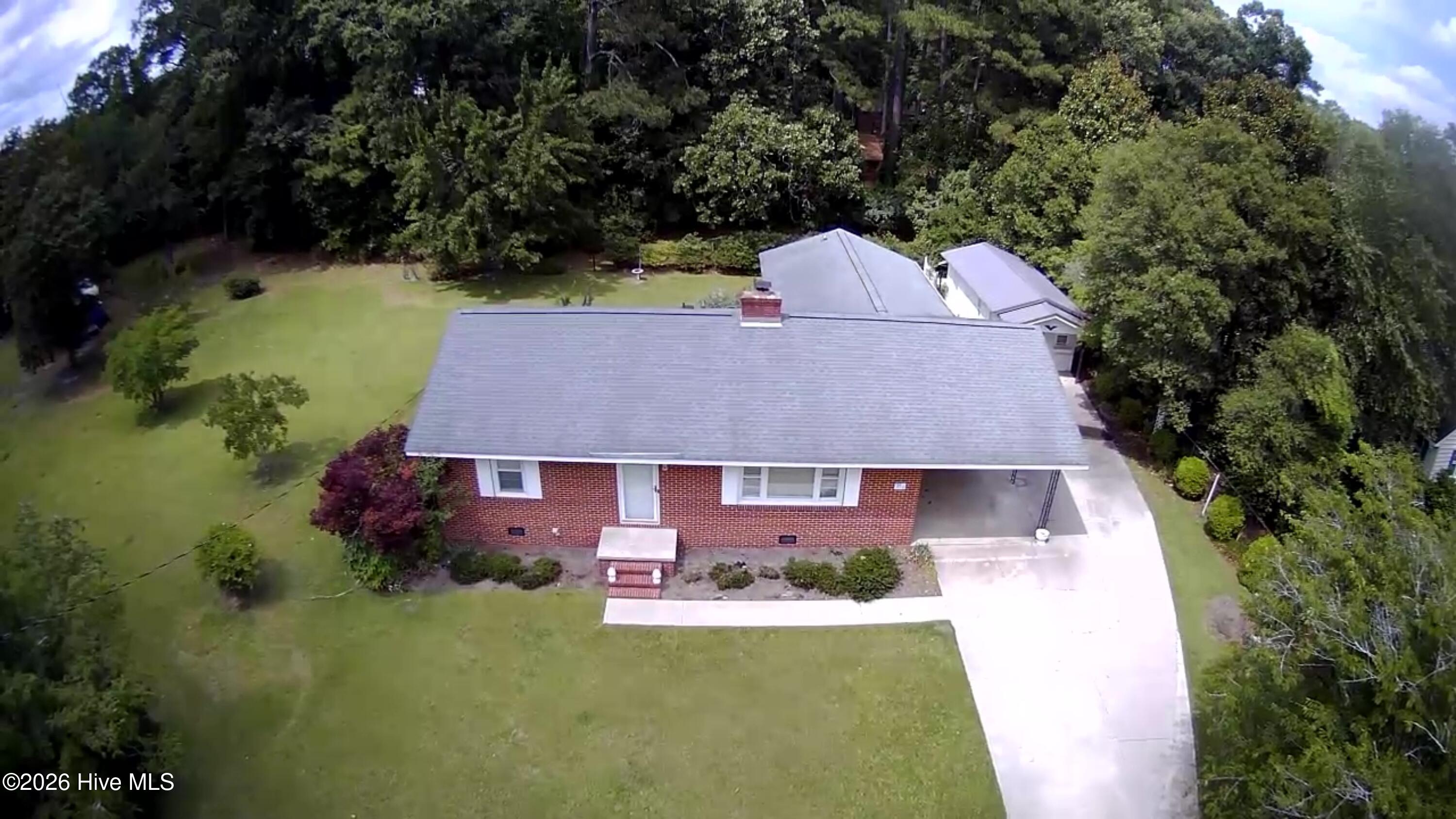 214 E Bladen Street Property Photo 2