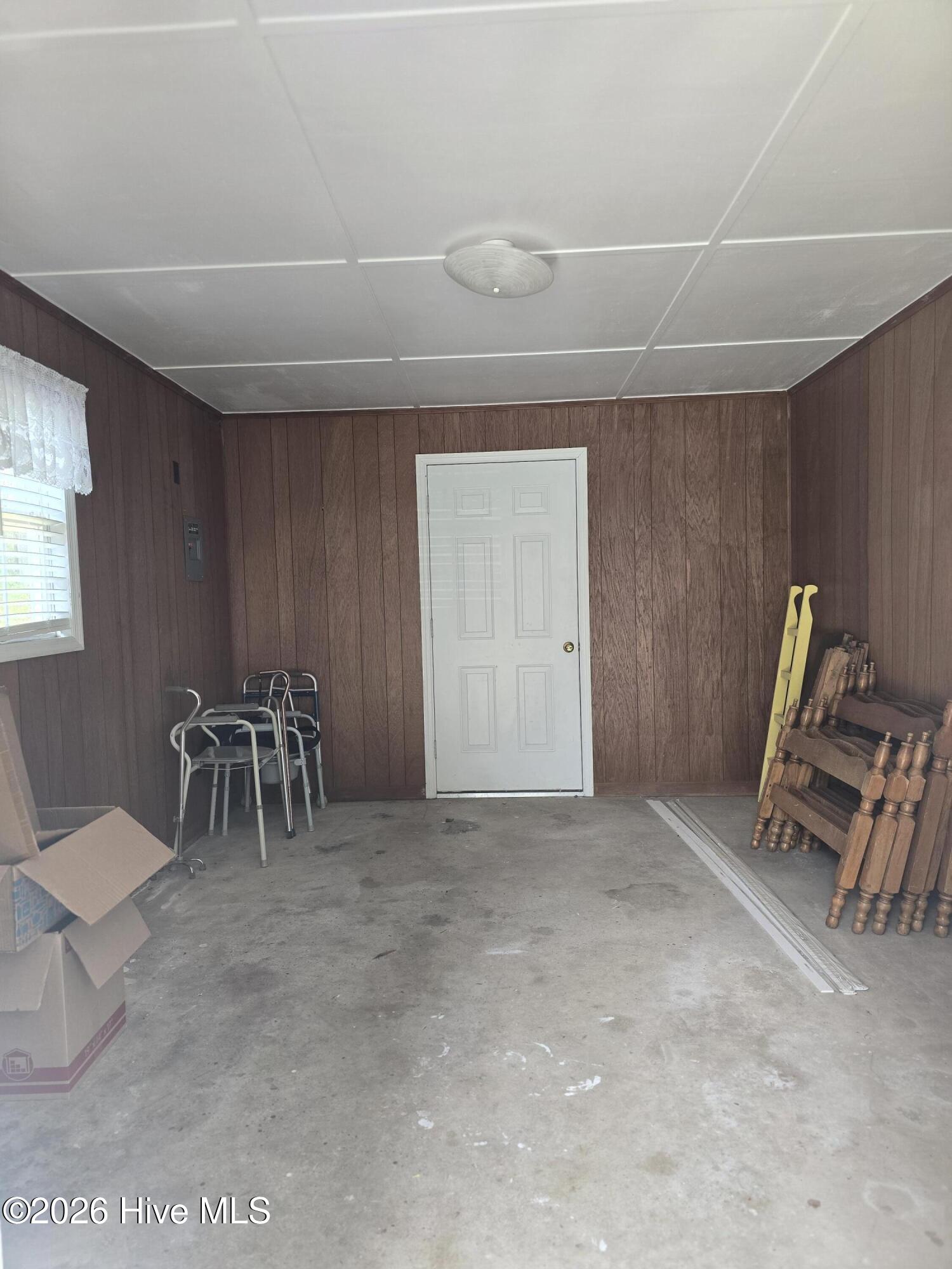 214 E Bladen Street Property Photo 12