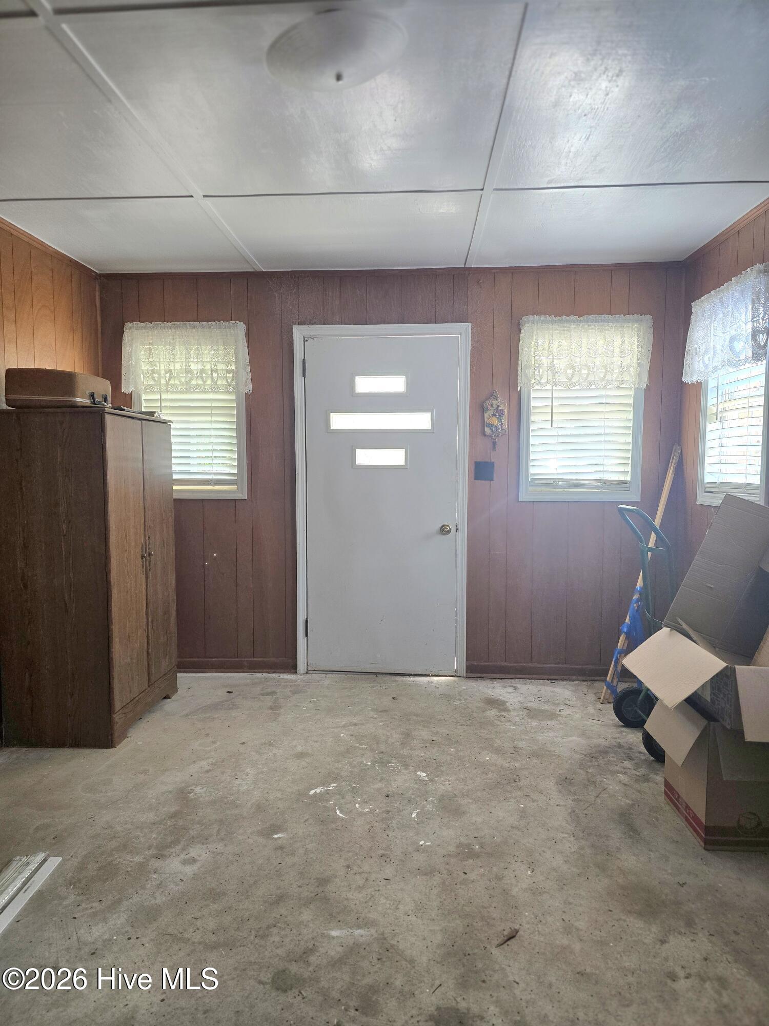 214 E Bladen Street Property Photo 13
