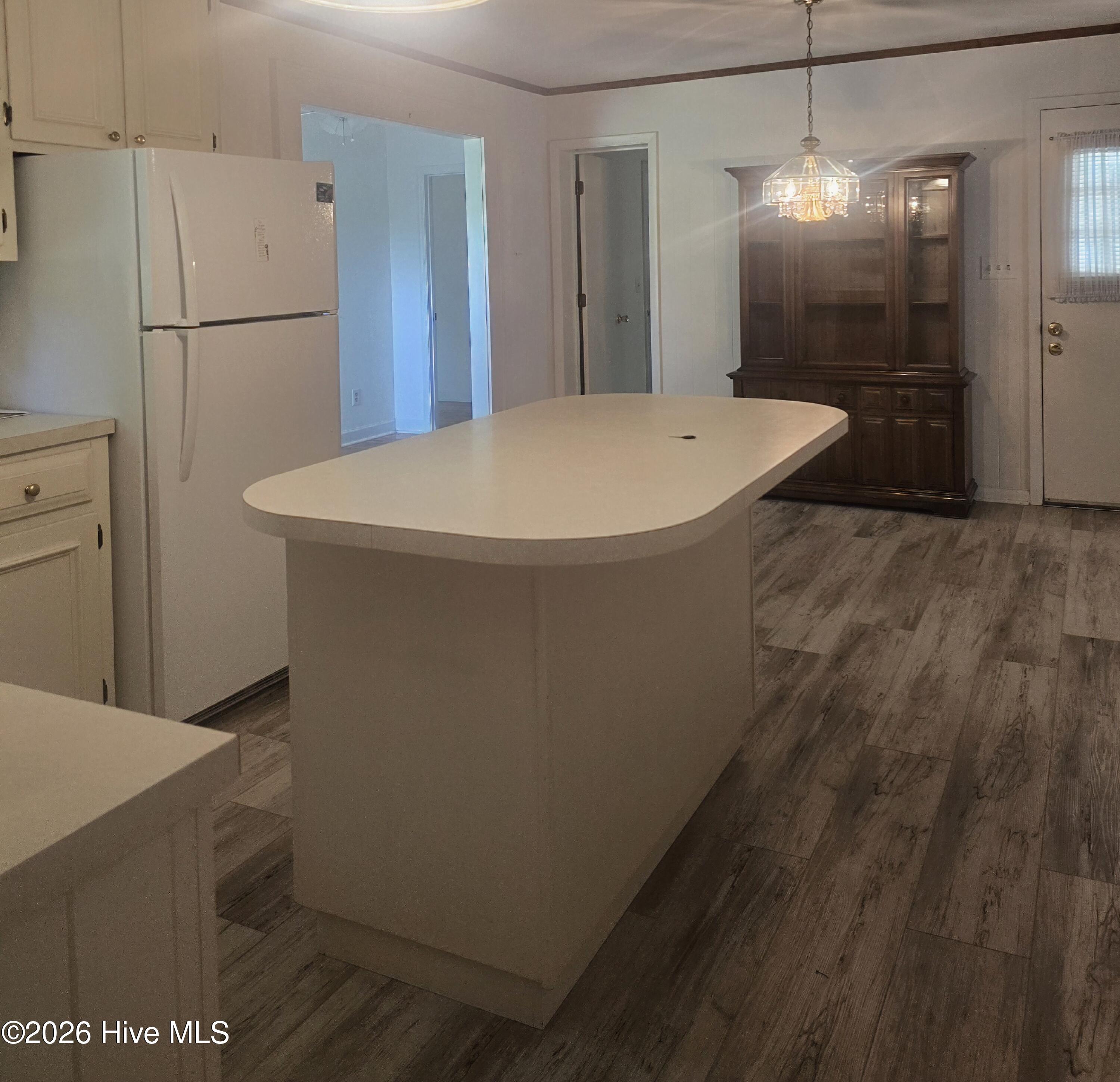 214 E Bladen Street Property Photo 16