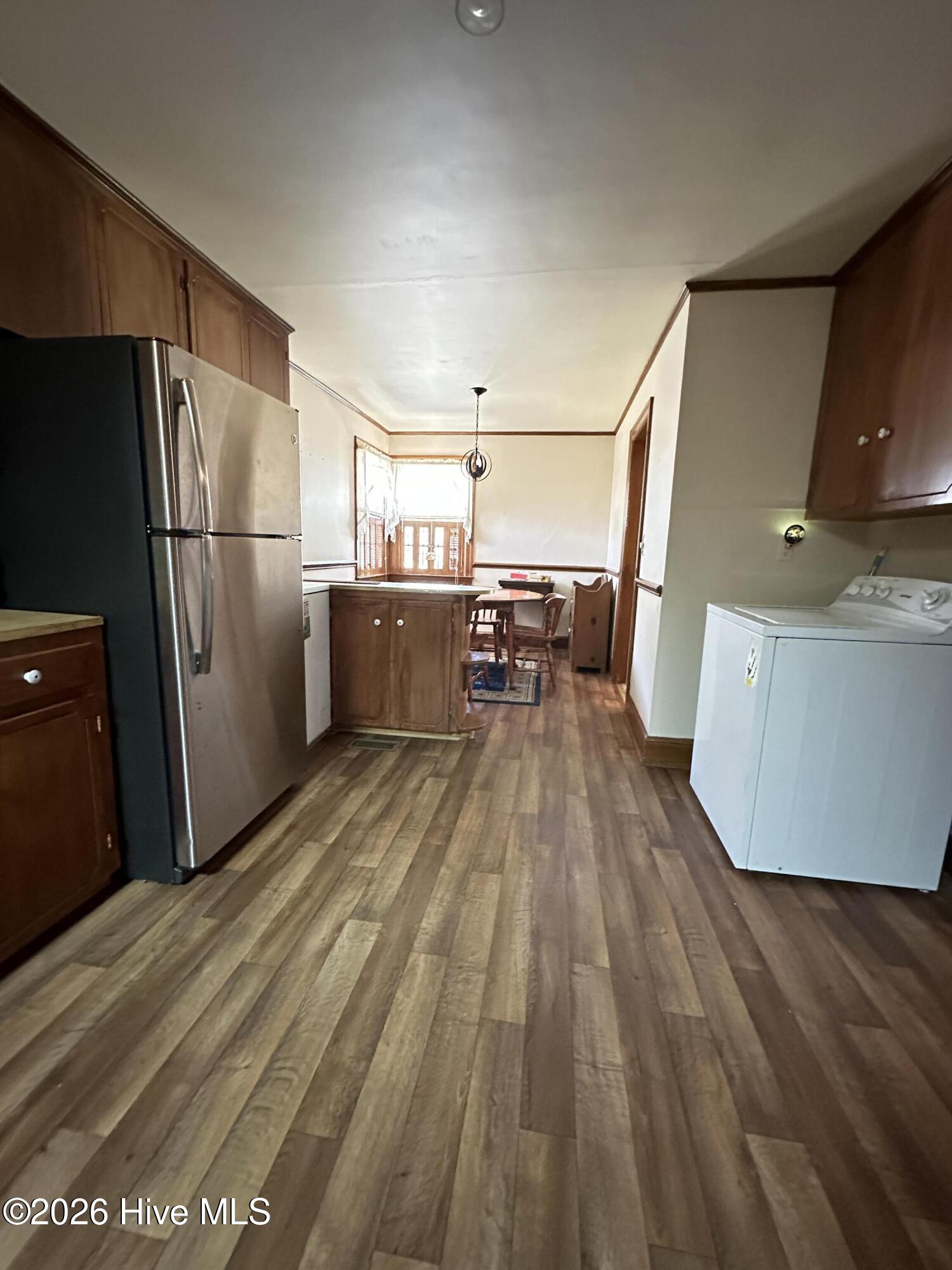 100 Wilson Street # A Property Photo 12