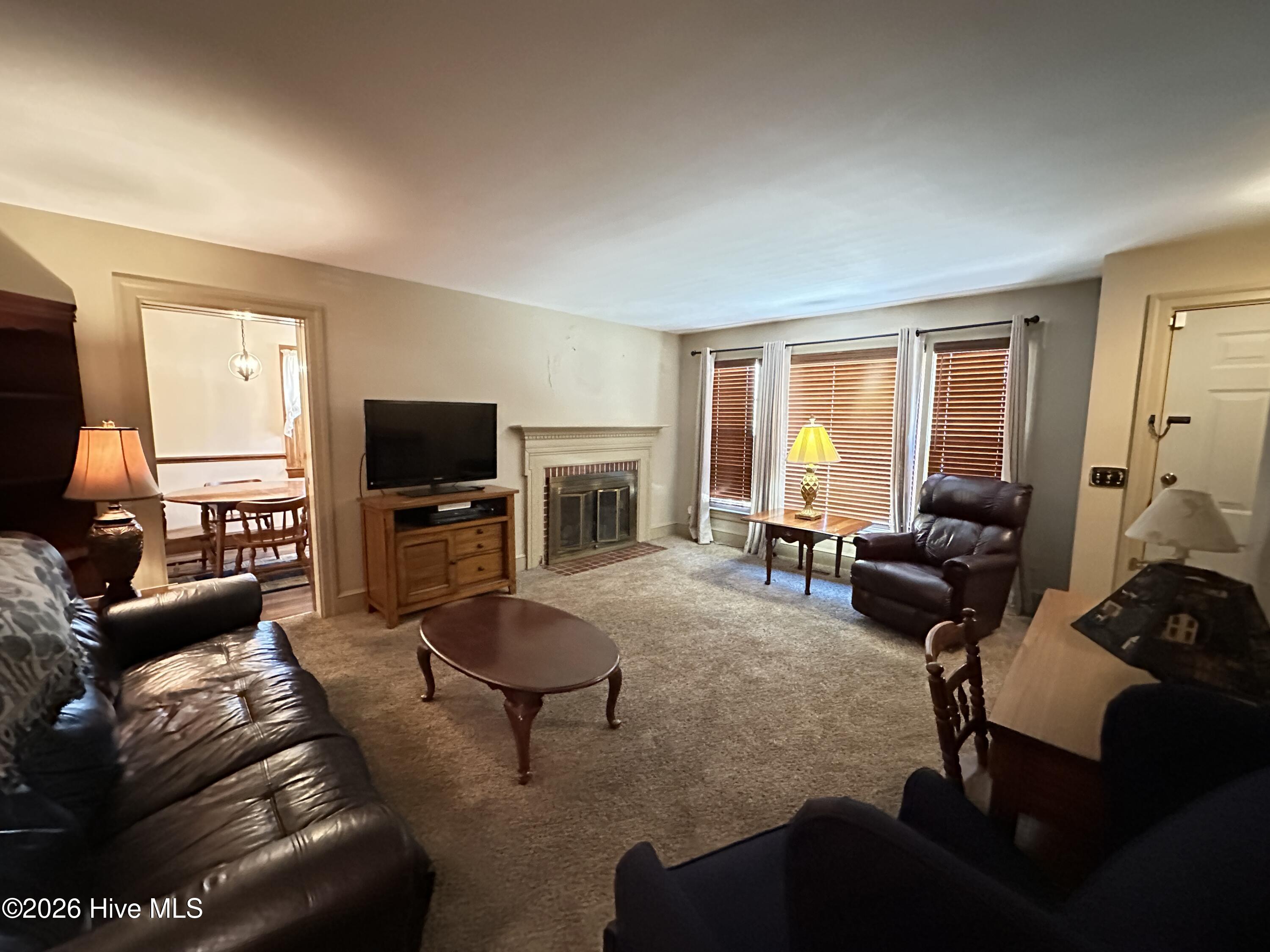 100 Wilson Street # A Property Photo 13
