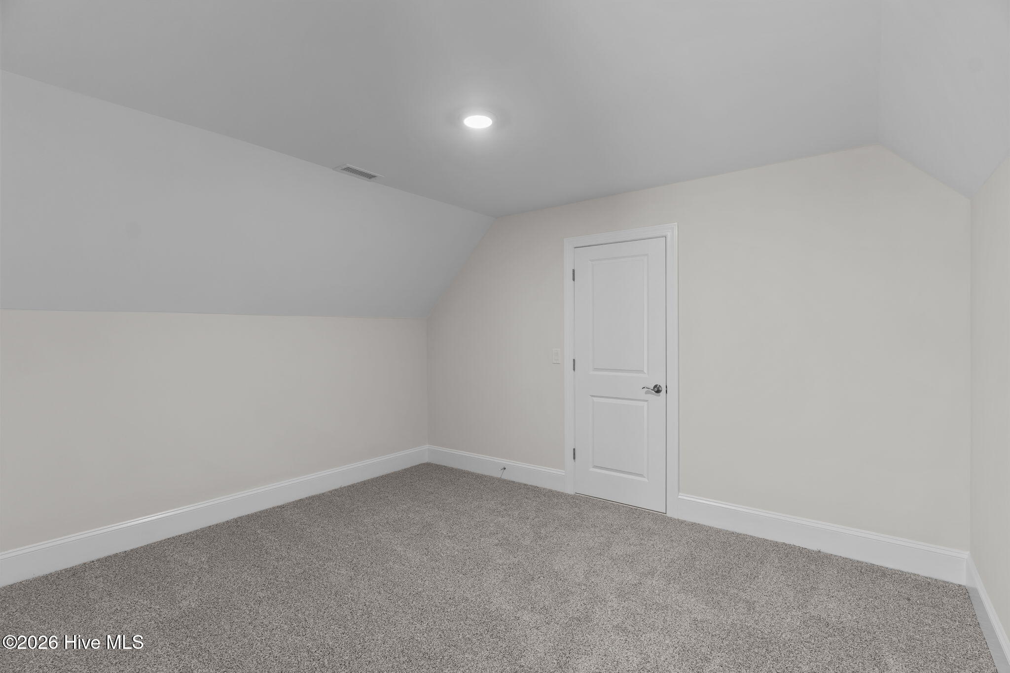 193 E Winding Way Property Photo 36
