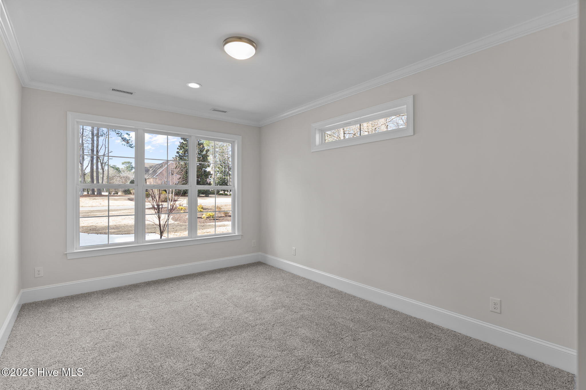 193 E Winding Way Property Photo 41