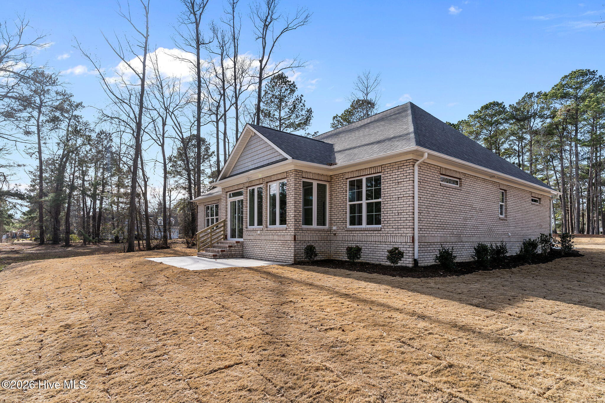 193 E Winding Way Property Photo 44