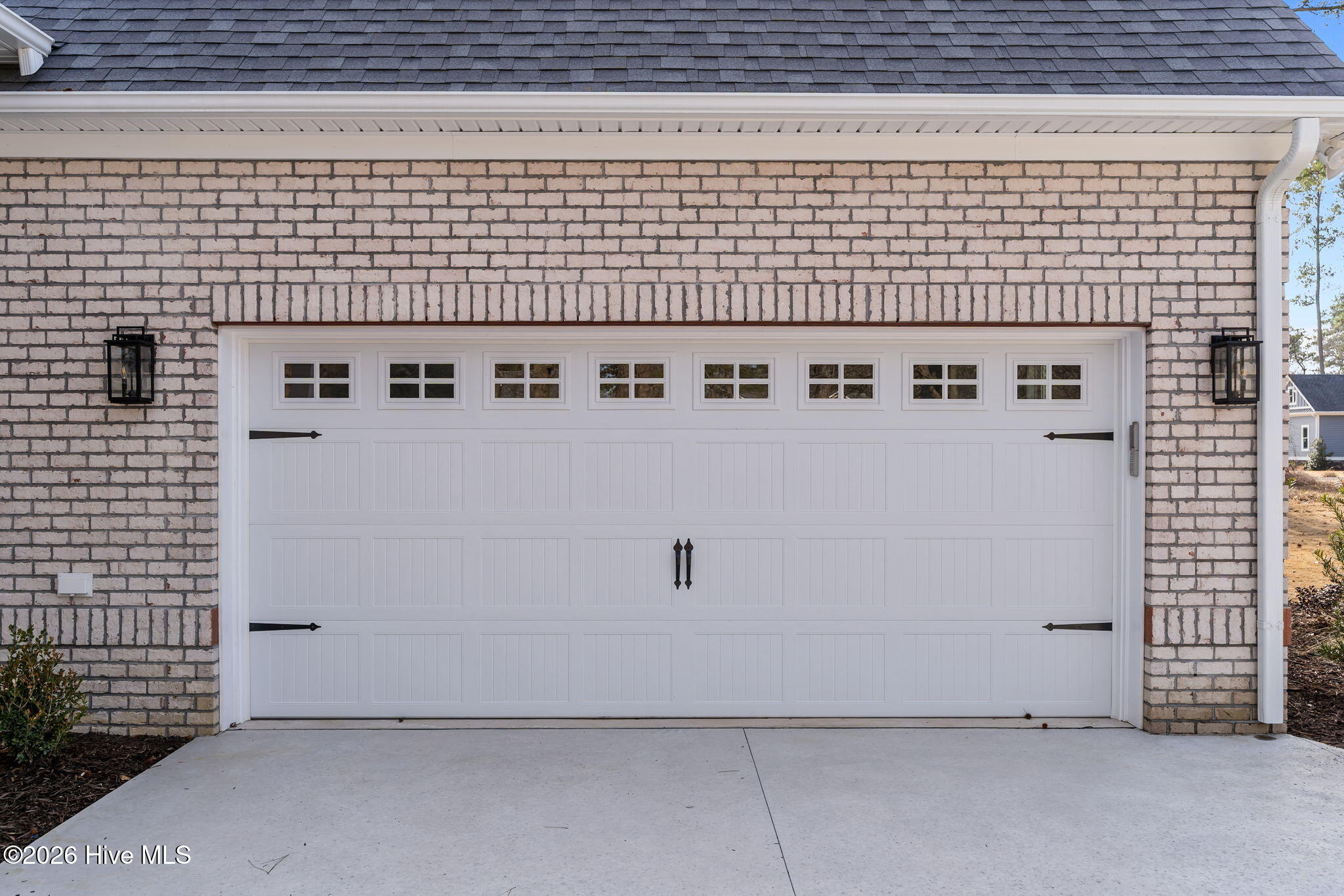 193 E Winding Way Property Photo 49