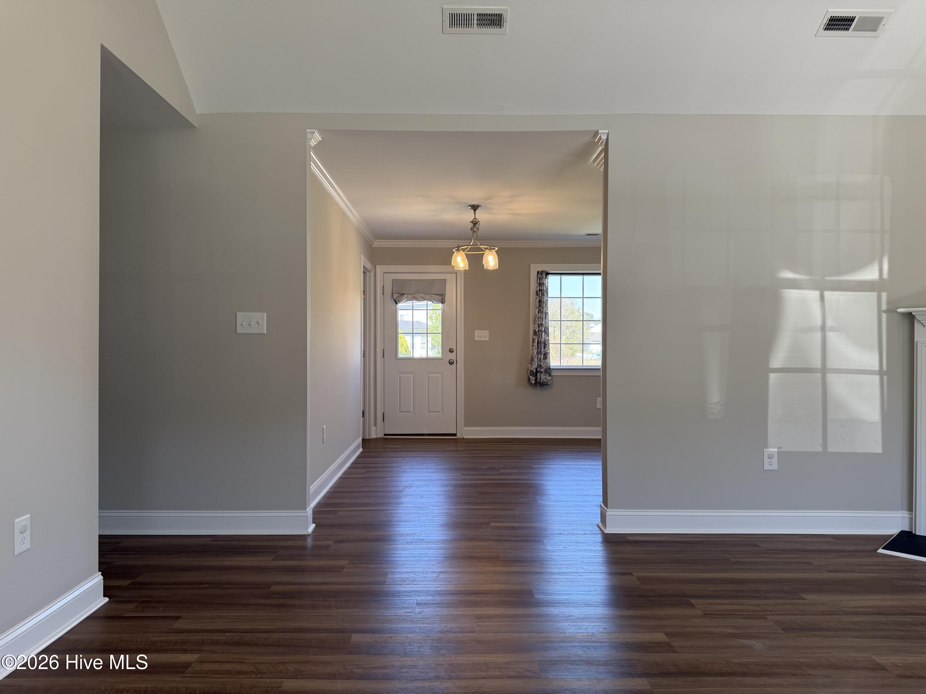 1346 Echo Lake Lane Property Photo 7