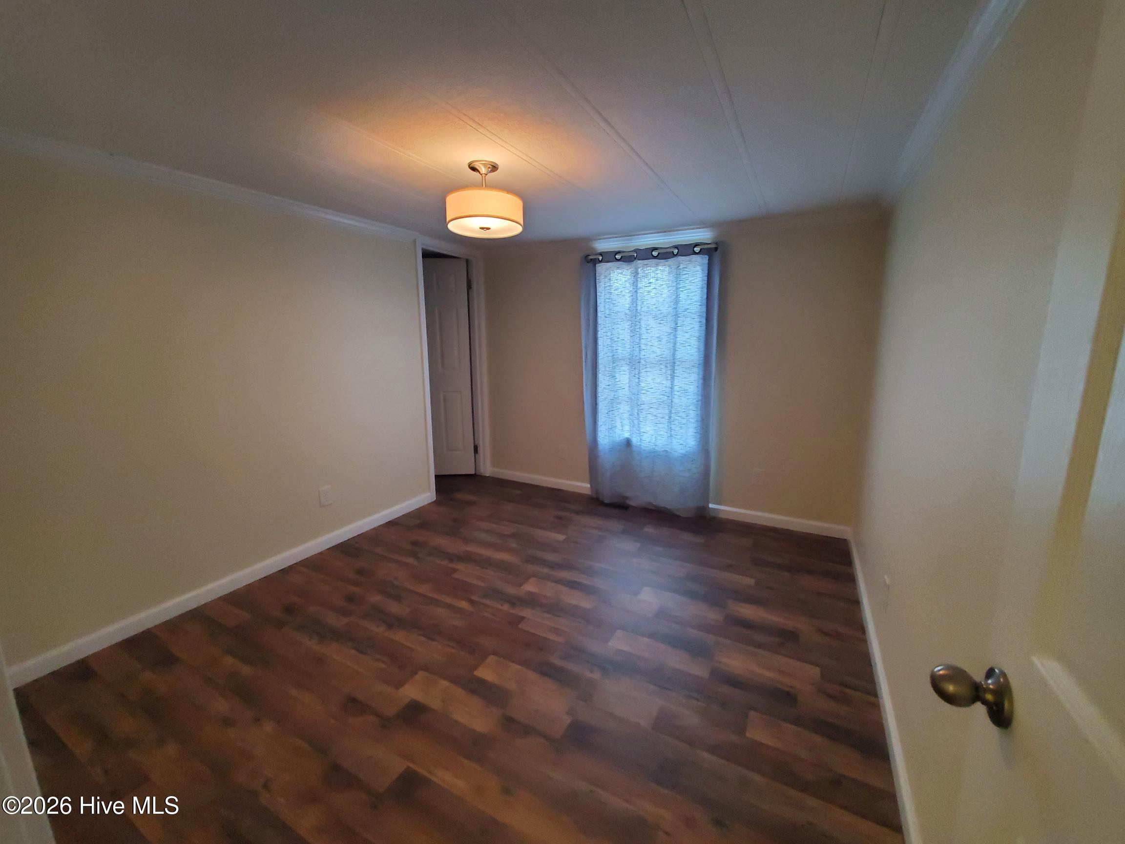 926 Railroad Street Property Photo 13