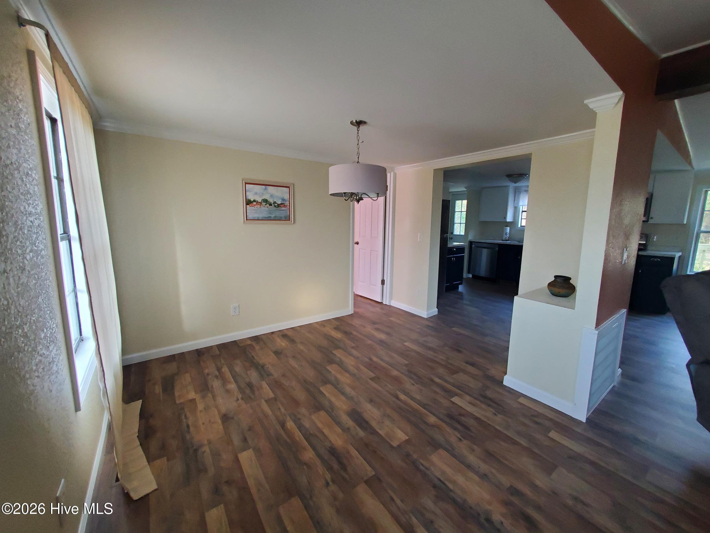926 Railroad Street Property Photo 15