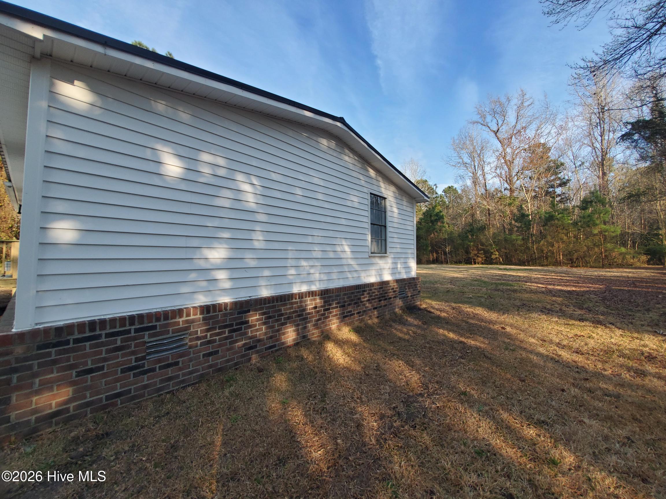 926 Railroad Street Property Photo 17