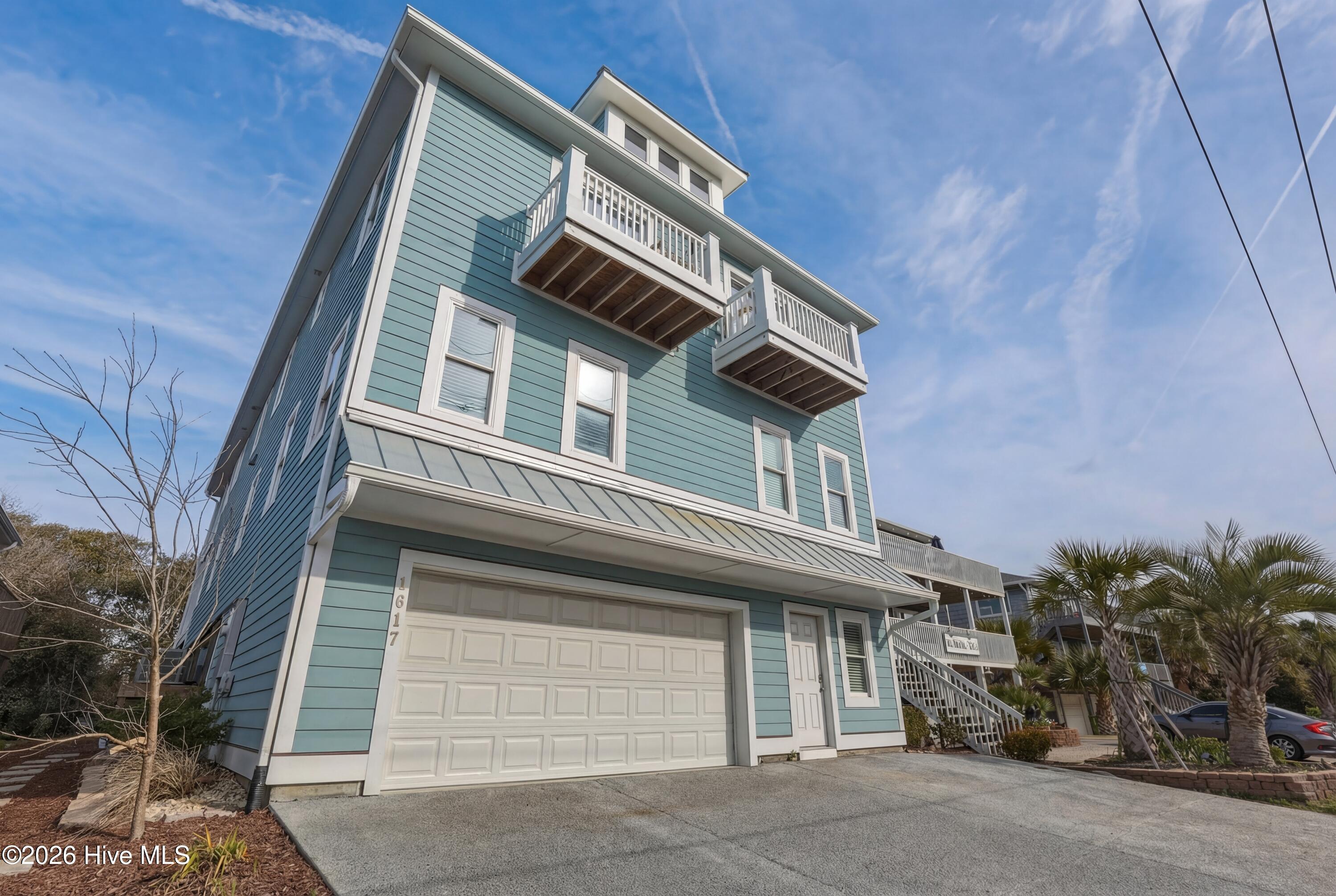 1617 S Shore Drive Property Photo 5