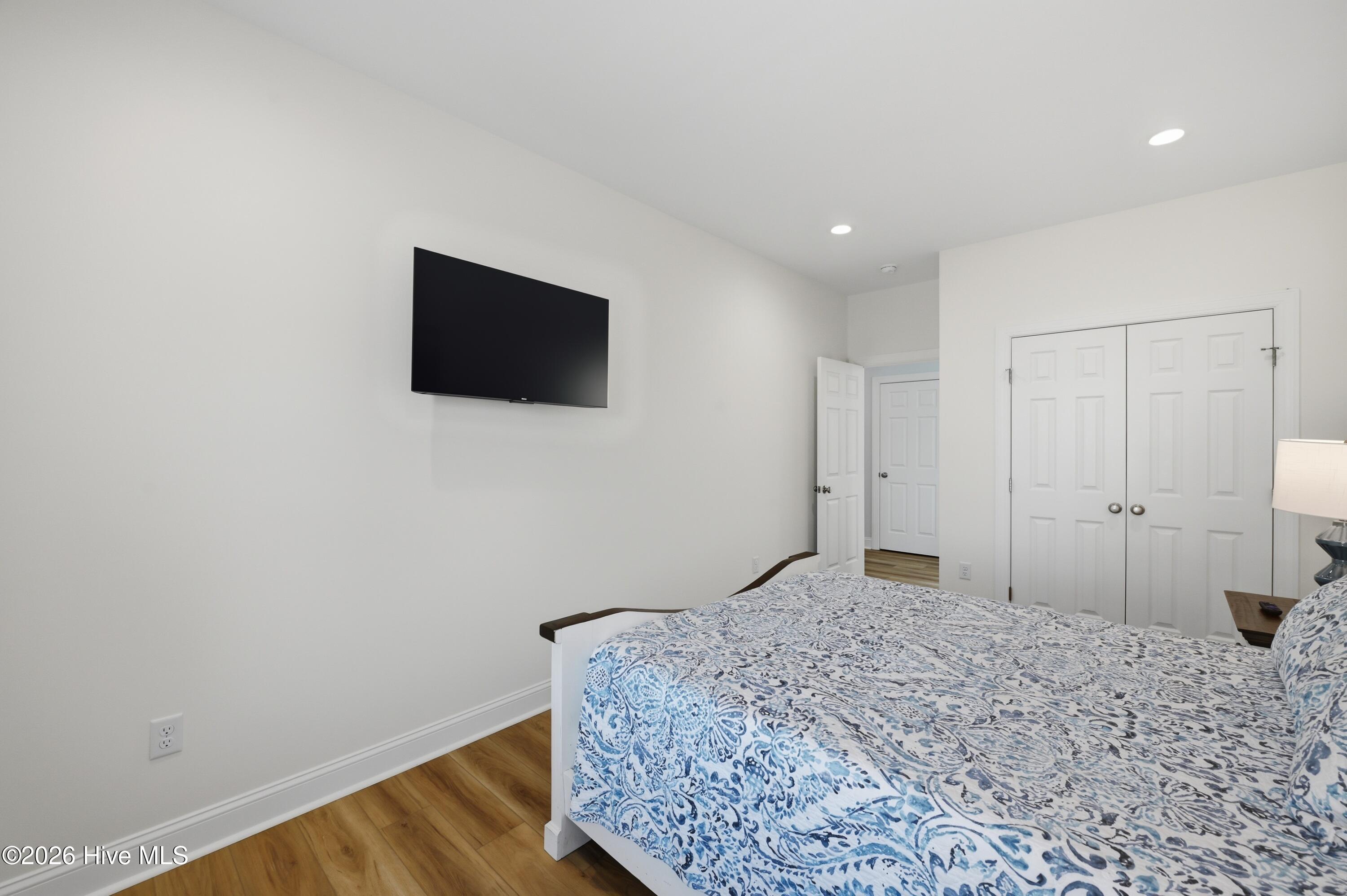 1617 S Shore Drive Property Photo 31