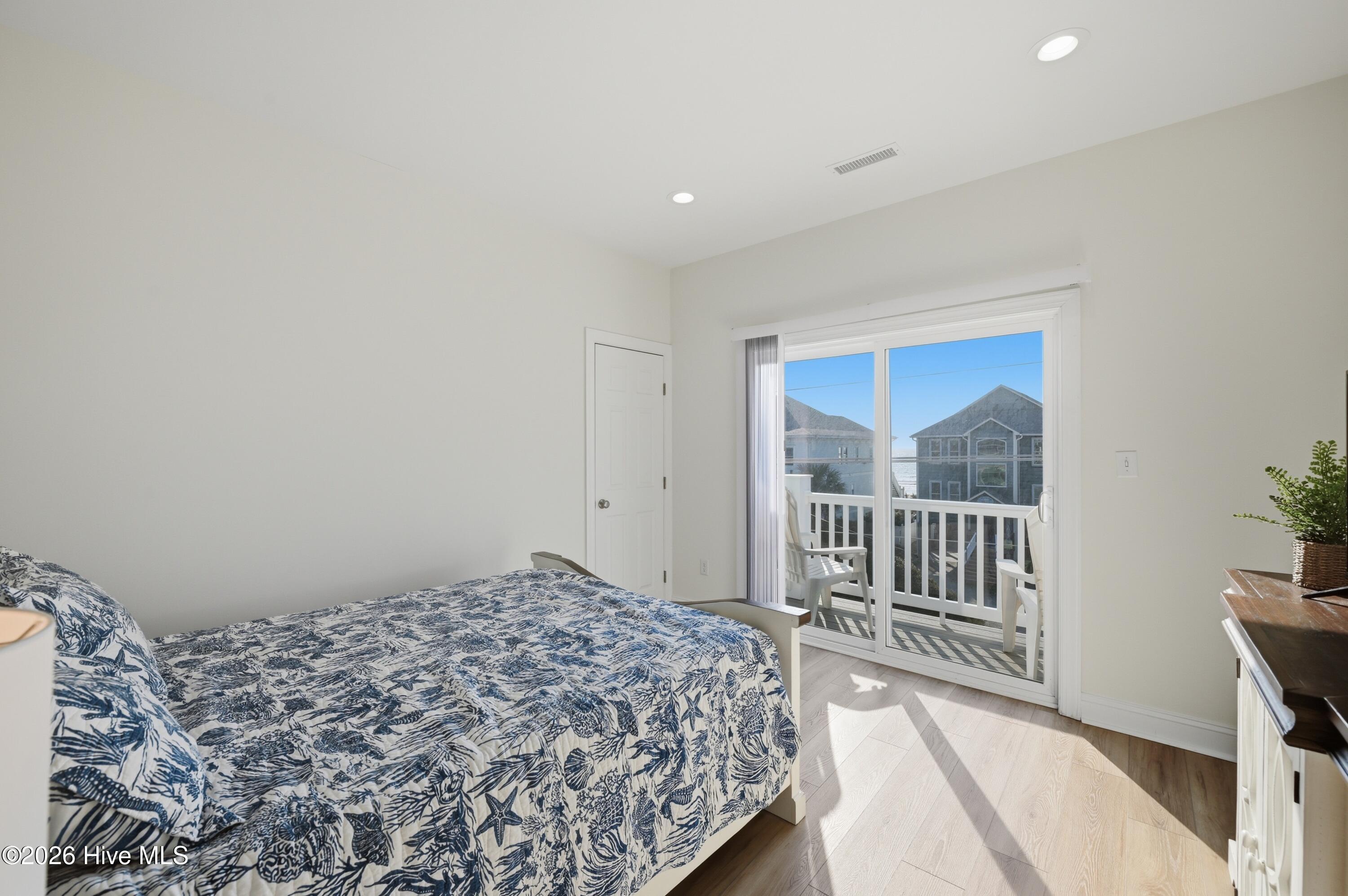 1617 S Shore Drive Property Photo 41