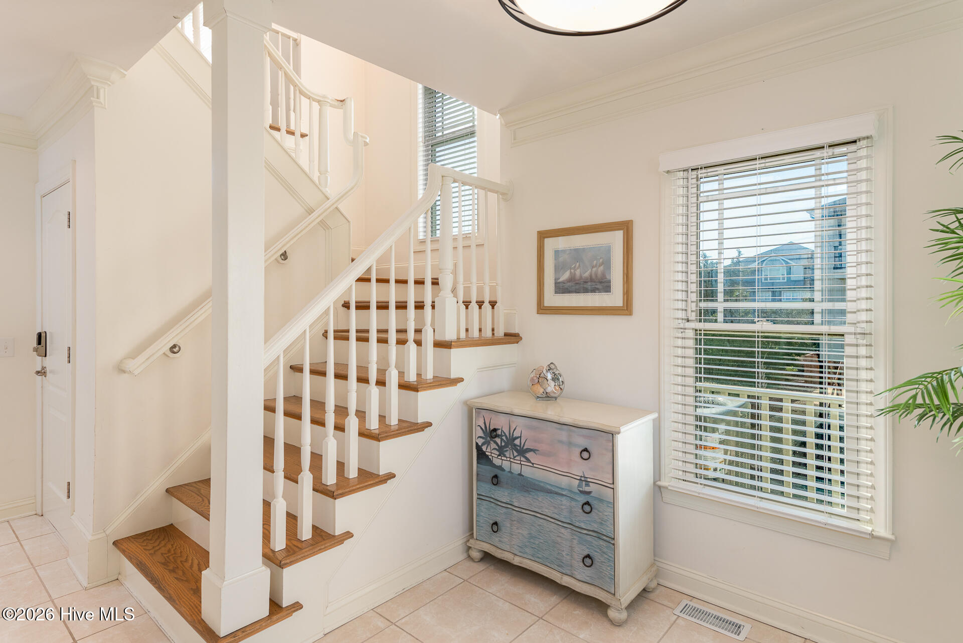 1032 Tide Ridge Drive Property Photo 8