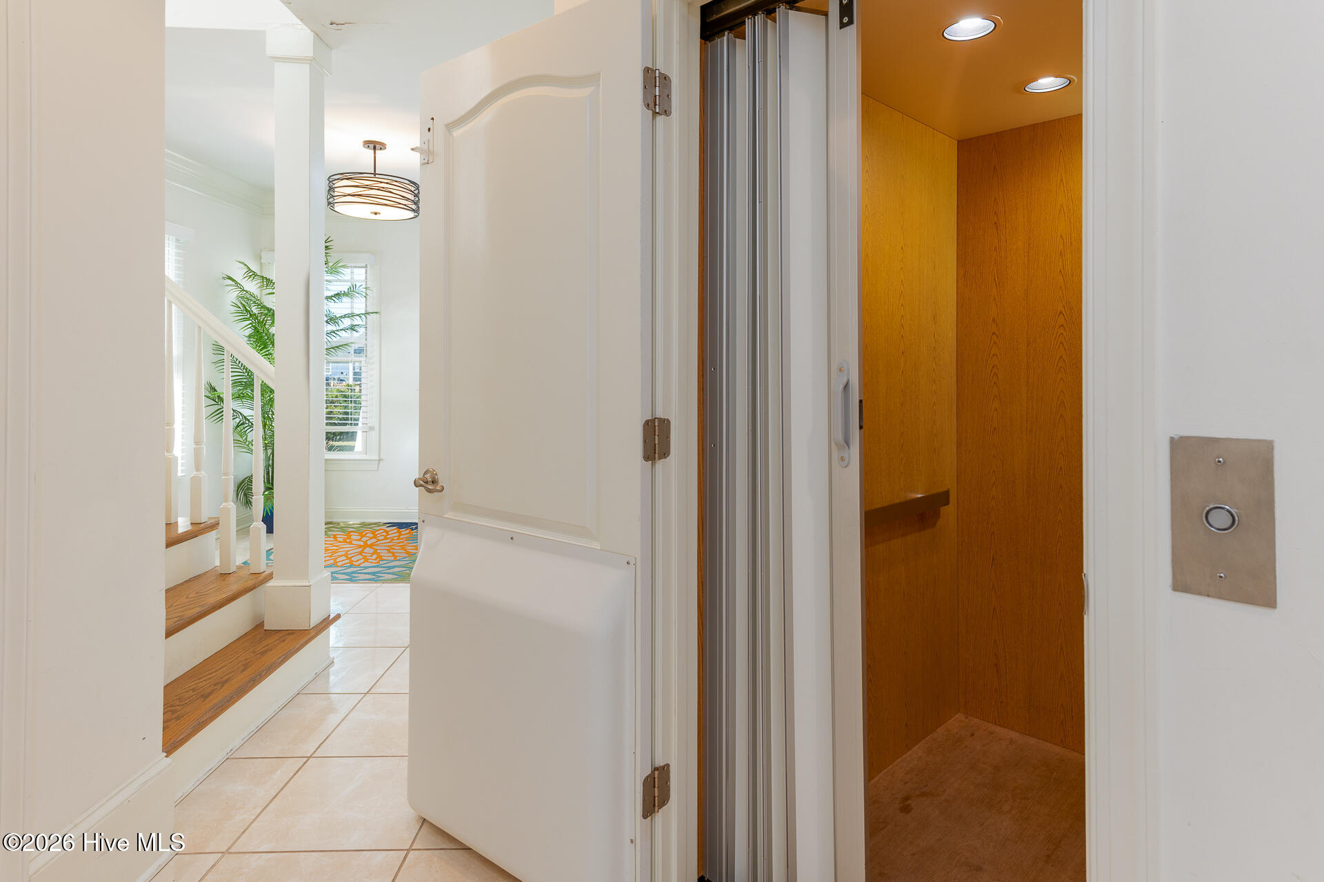 1032 Tide Ridge Drive Property Photo 15