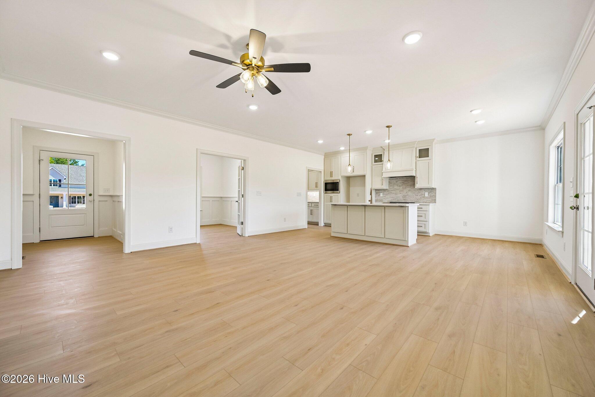 7347 Huckleberry Drive Property Photo 10