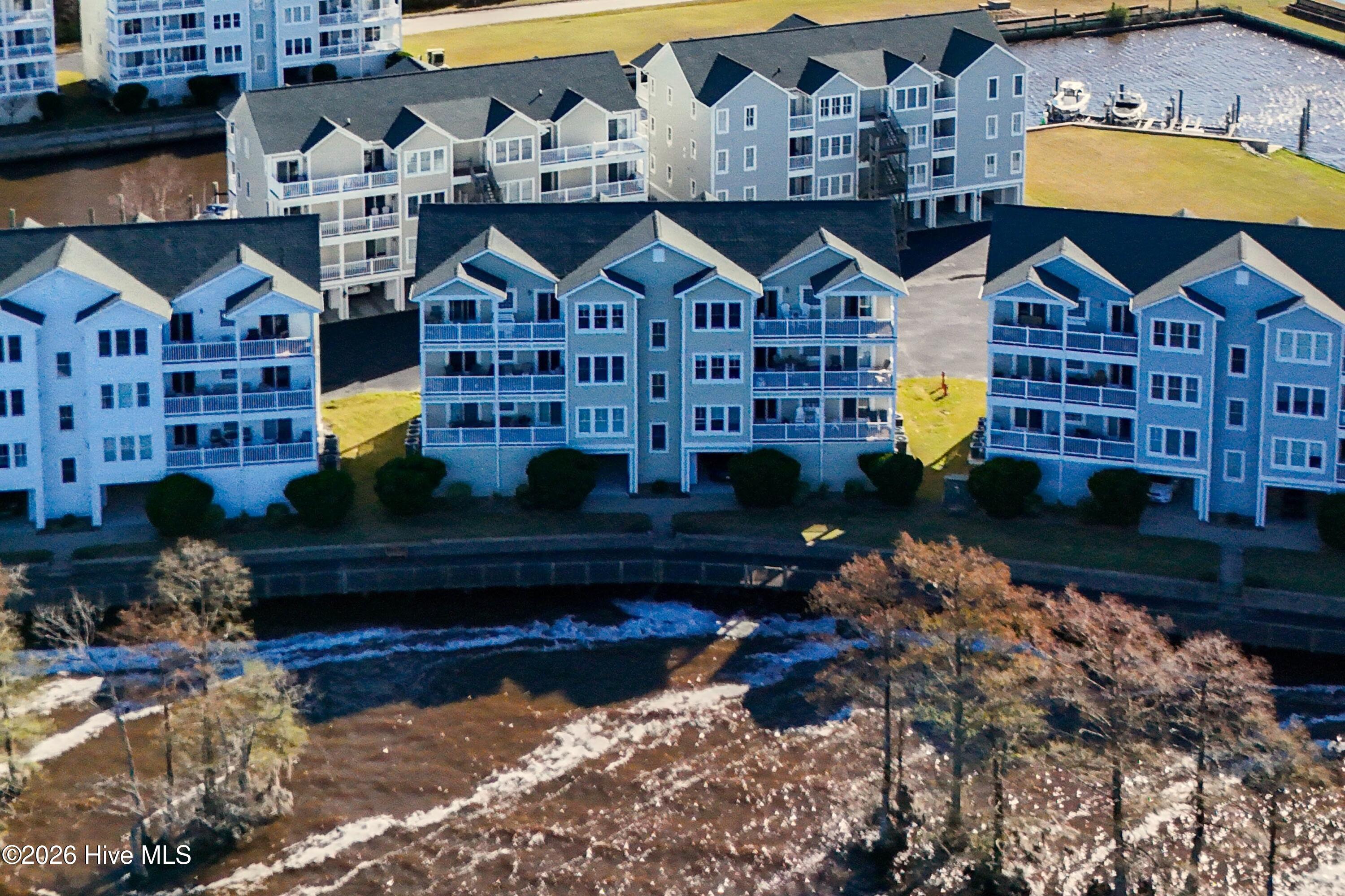 416 Captains Cove Unit C Property Photo 2