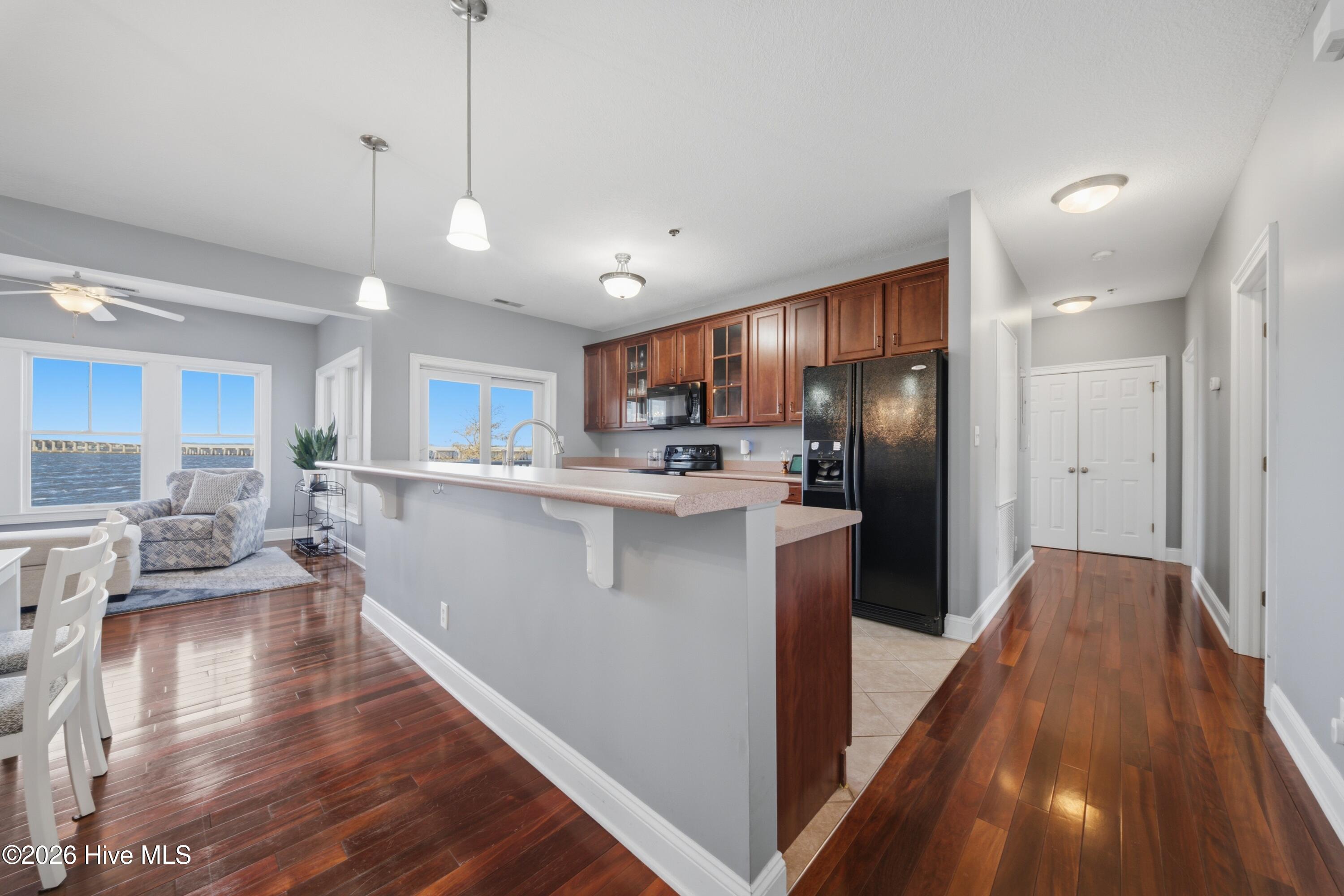 416 Captains Cove Unit C Property Photo 4