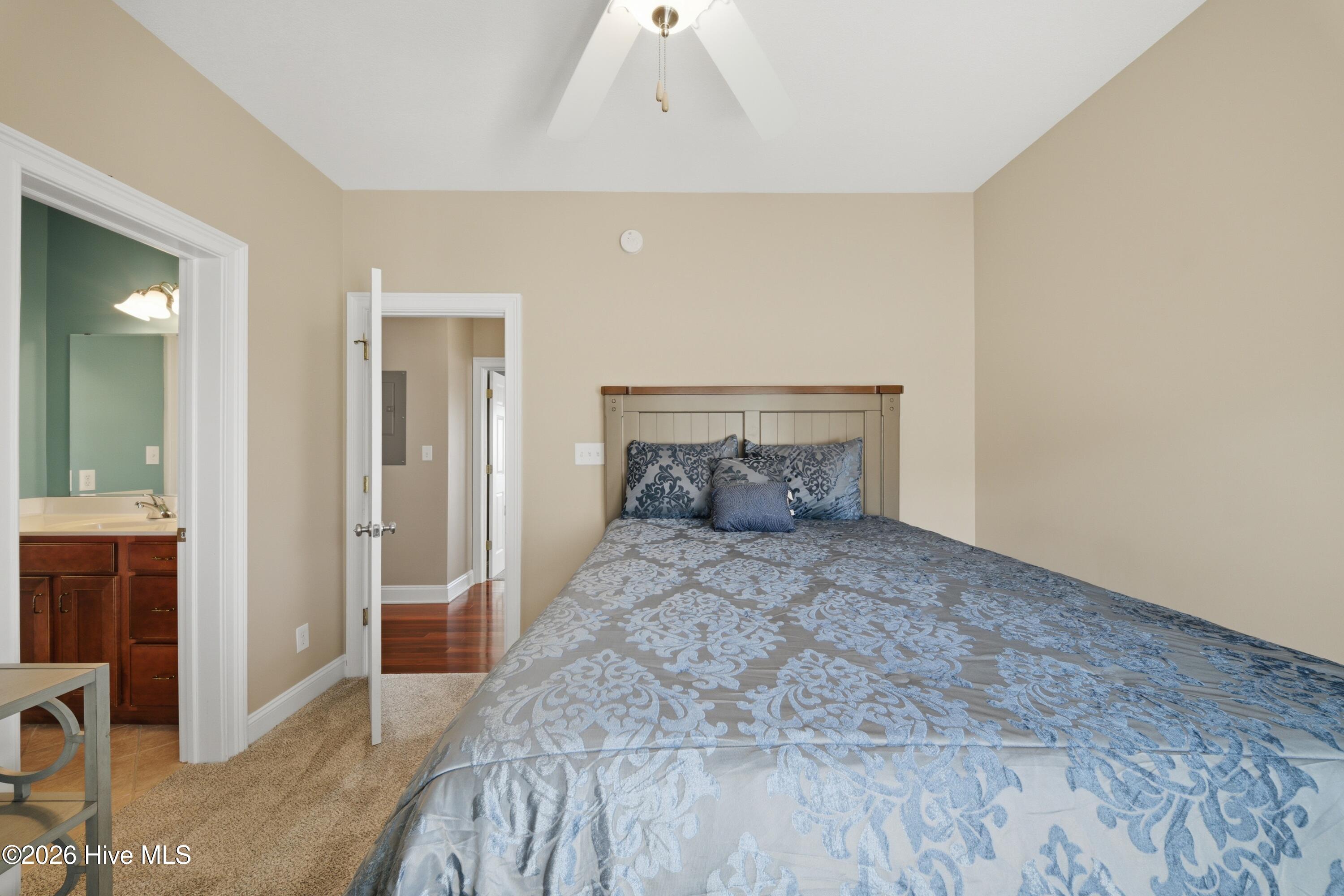 416 Captains Cove Unit C Property Photo 19
