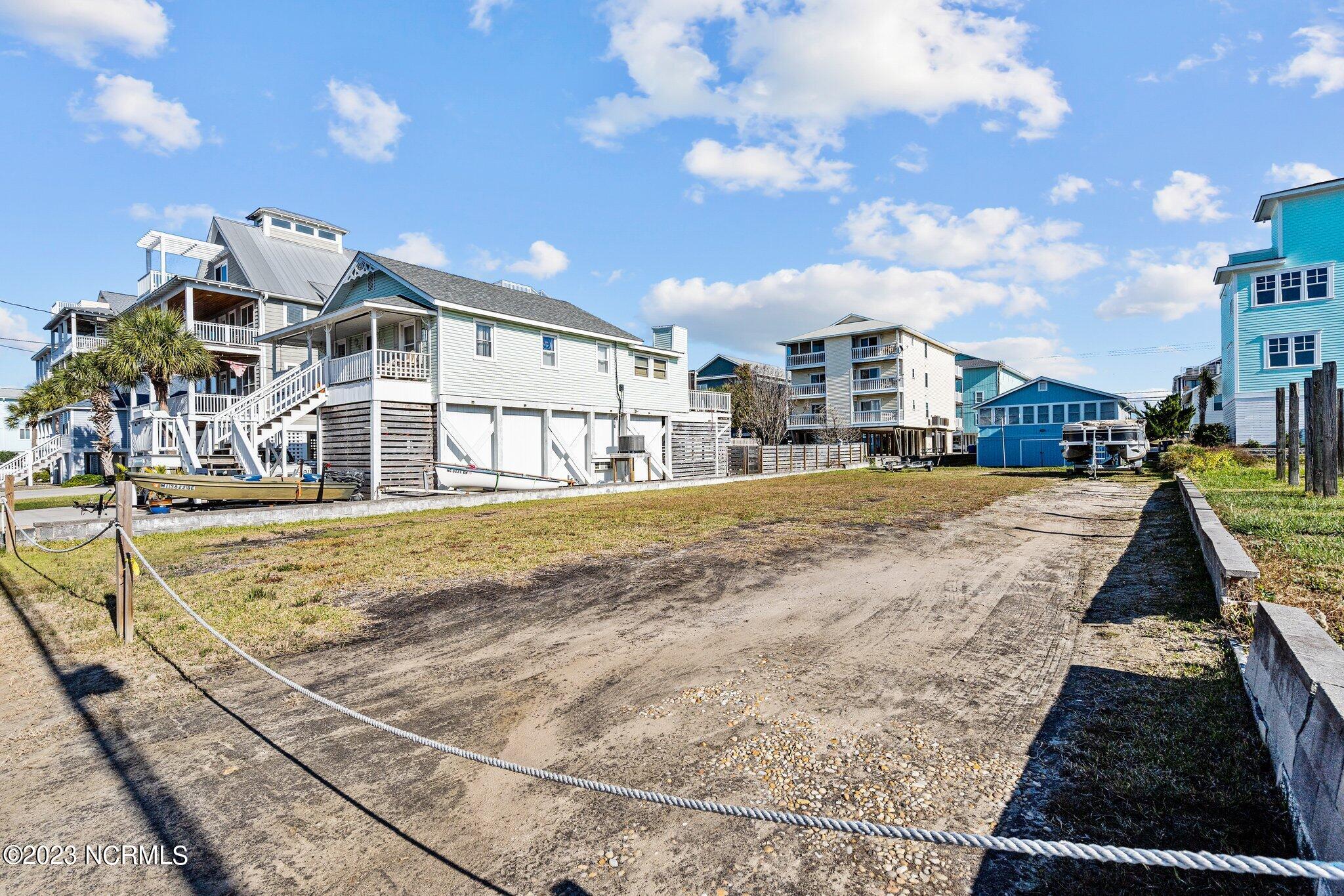 906 14 Canal Drive Property Photo 14
