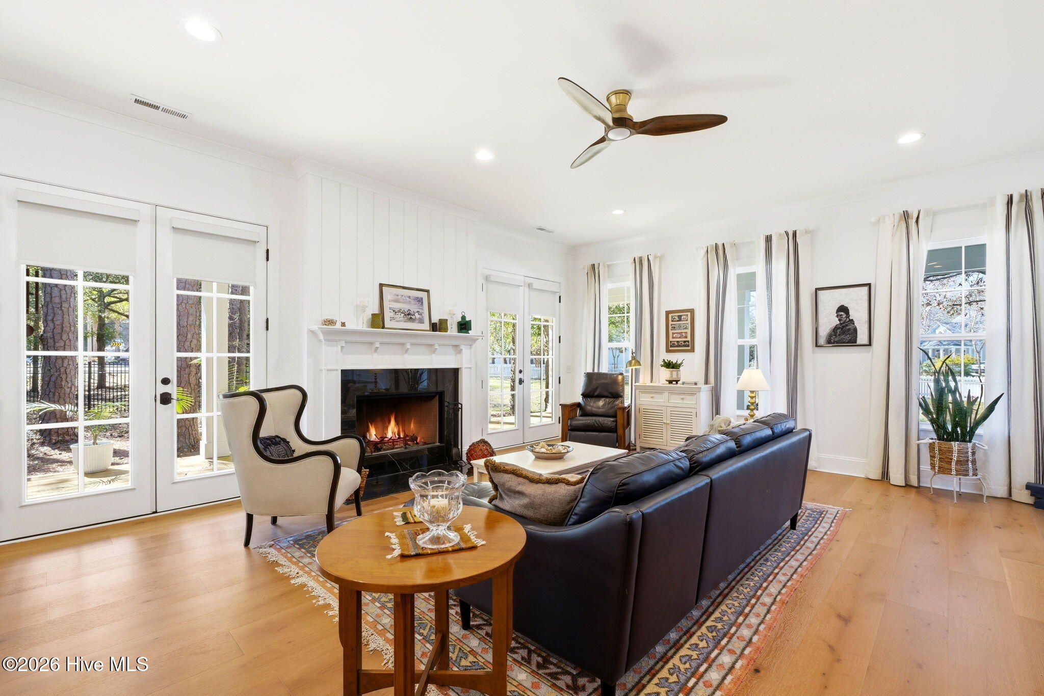 6108 Harbor Oaks Drive Property Photo 13
