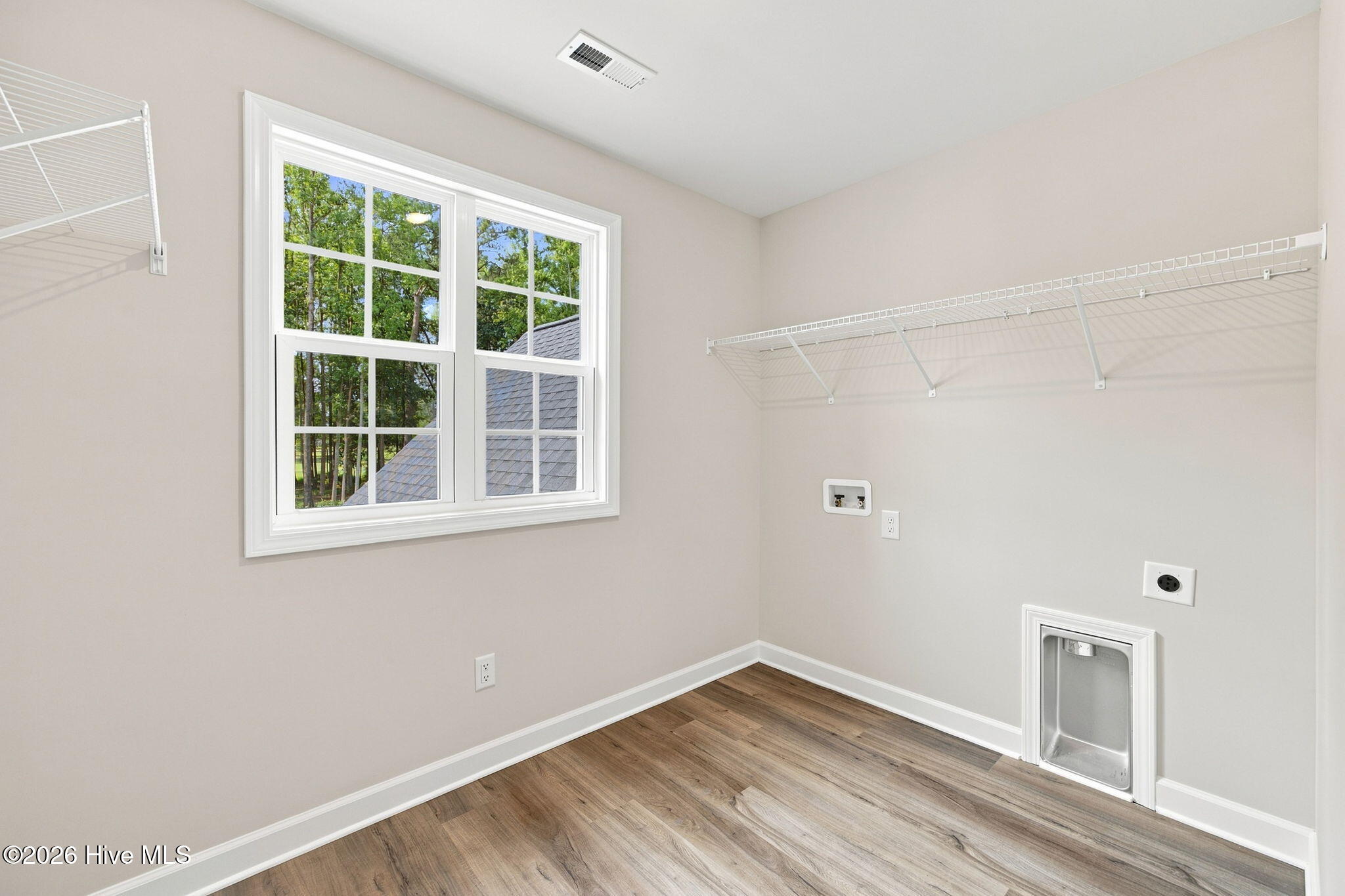 925 Rialto Lane Property Photo 32